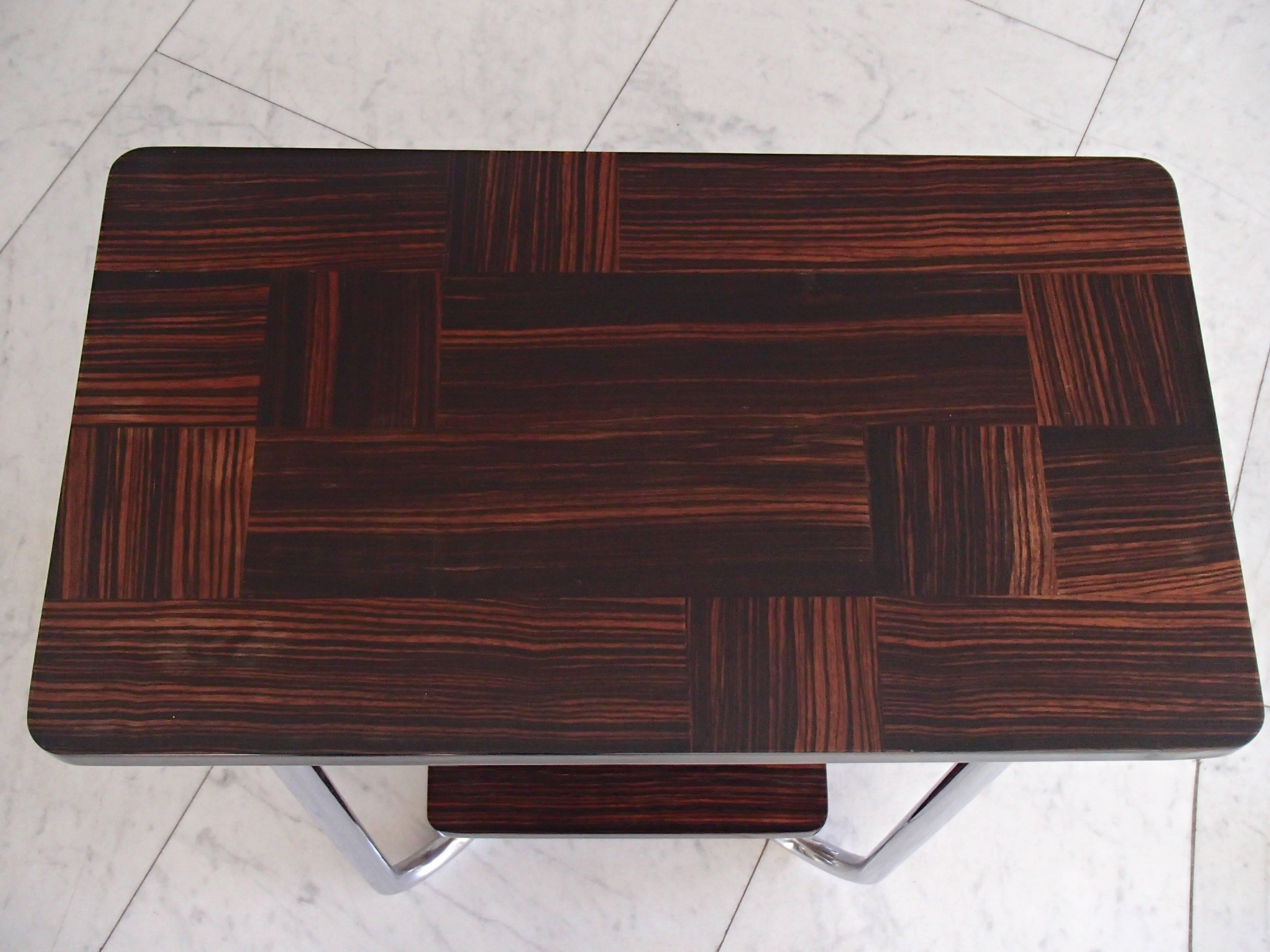 Modern Art Deco side table chrome and inlaid ebene de Macassar two tops.