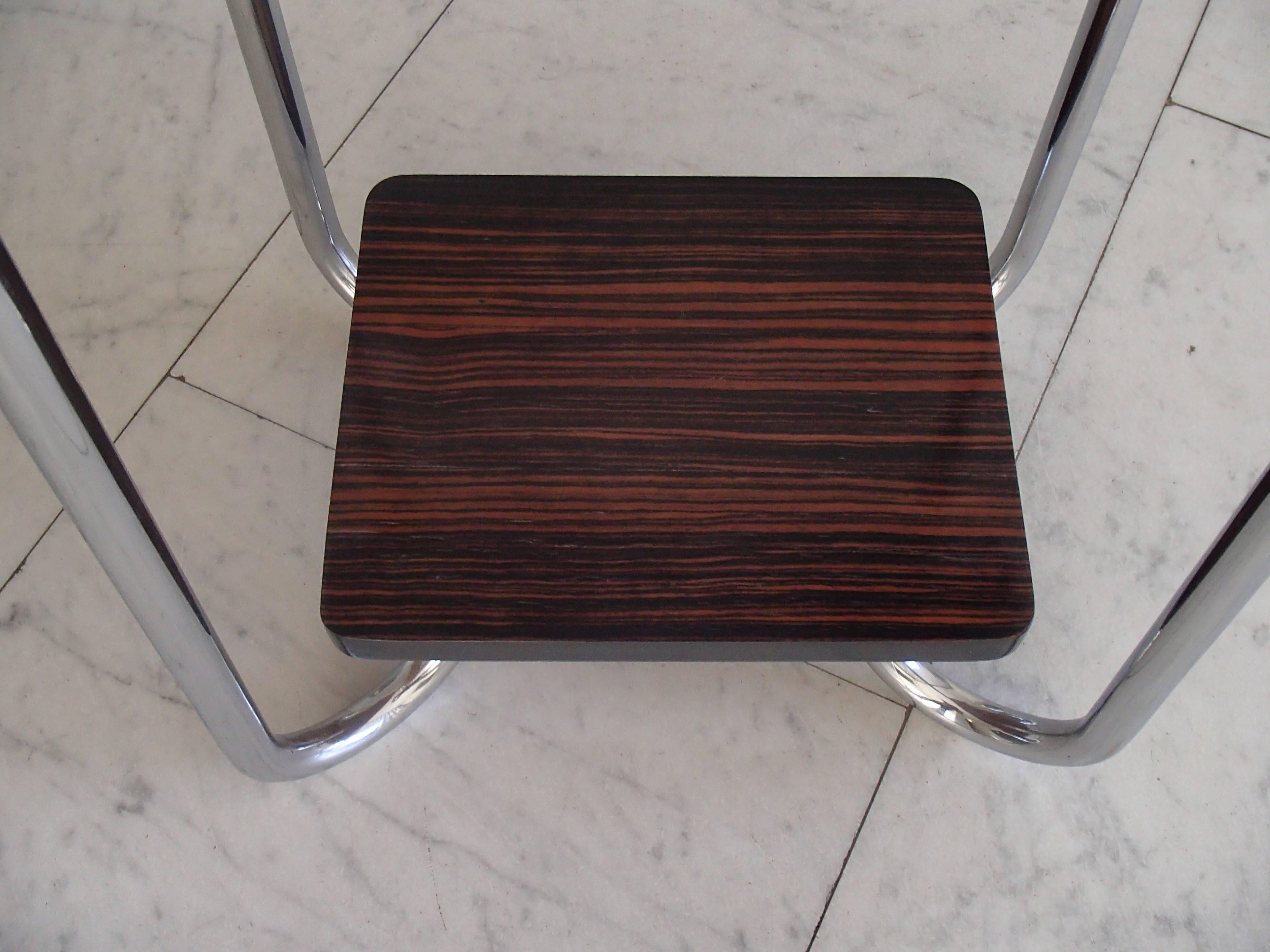 Modern Bauhaus Side Table Chrome and Inlayed Ebene De Macassar In Excellent Condition In Weiningen, CH