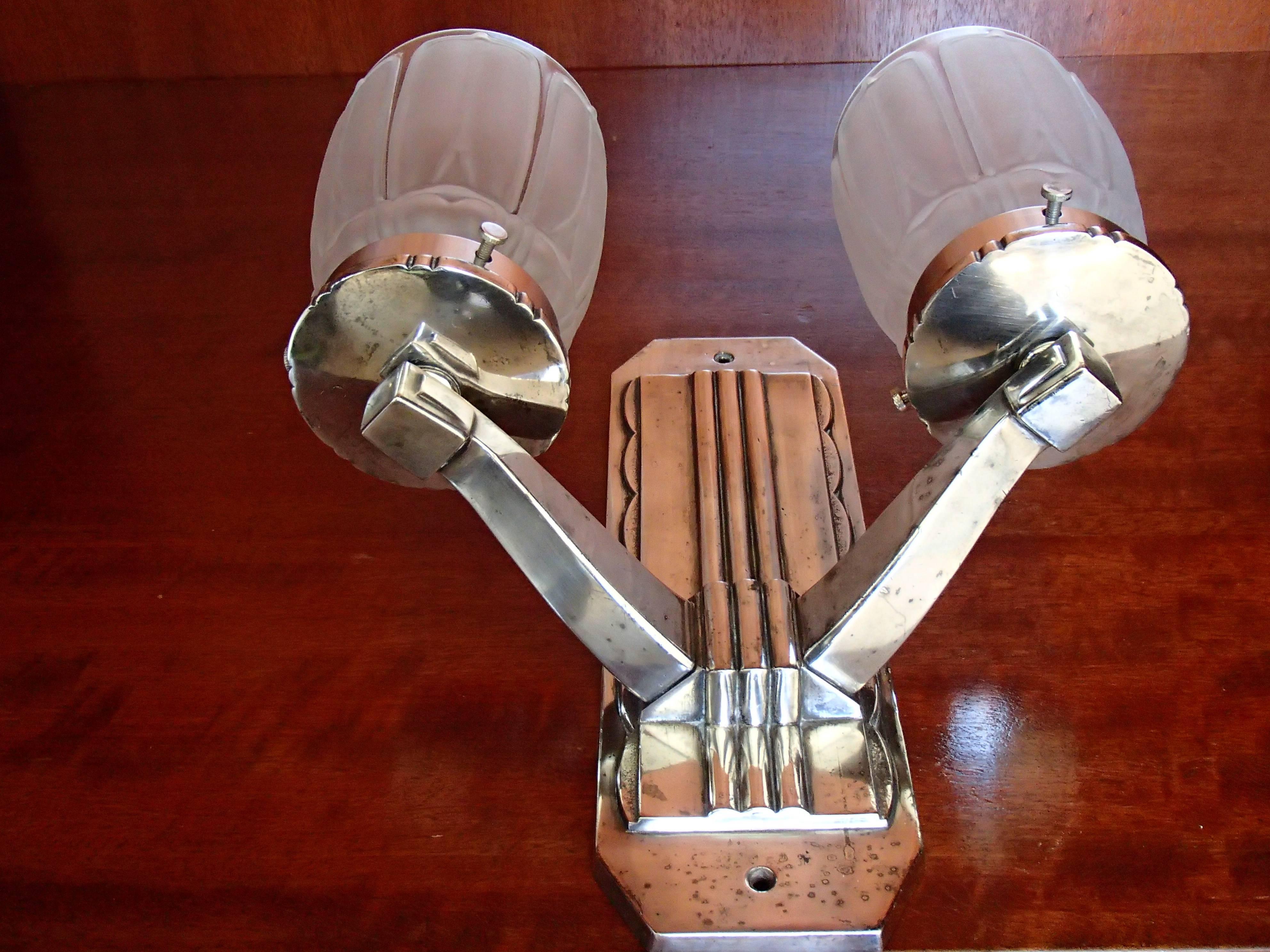 Molded Pair of Art Deco Silver Plated Walllights with Frosted Glass Shades For Sale