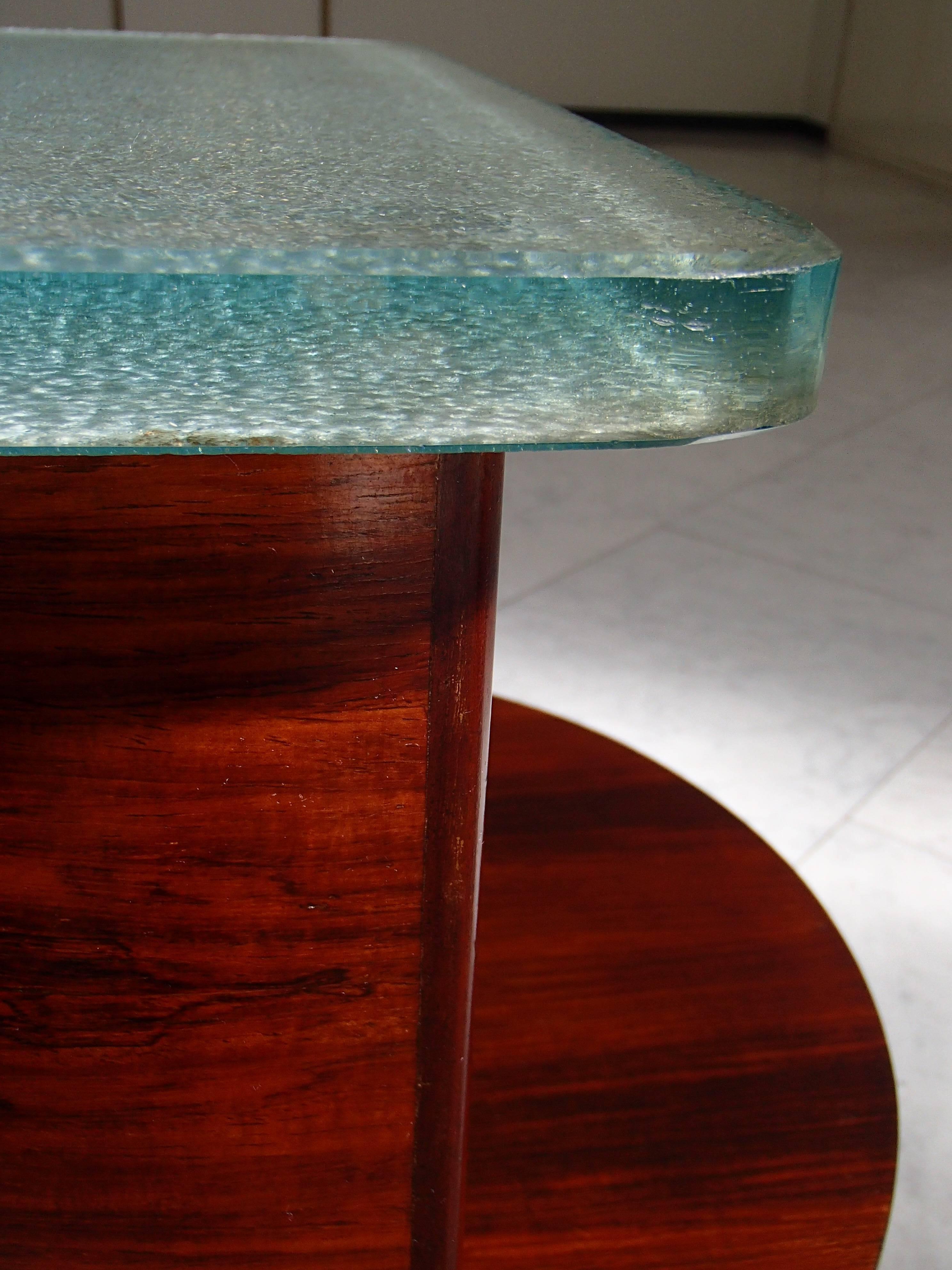 Français Table console cubiste moderniste de 1930 en bois de rose et plateau en verre épais en vente
