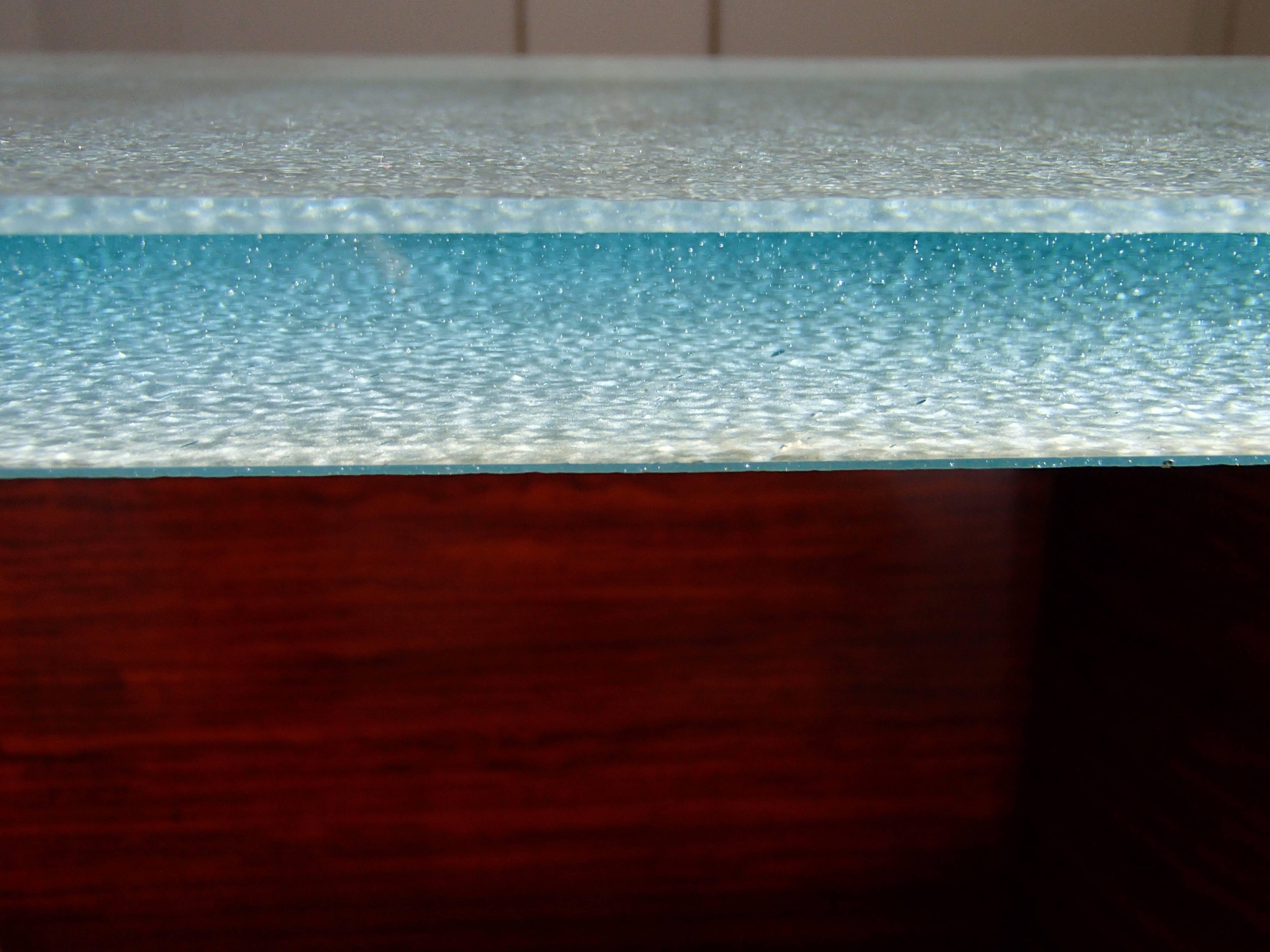 Milieu du XXe siècle Table console cubiste moderniste de 1930 en bois de rose et plateau en verre épais en vente