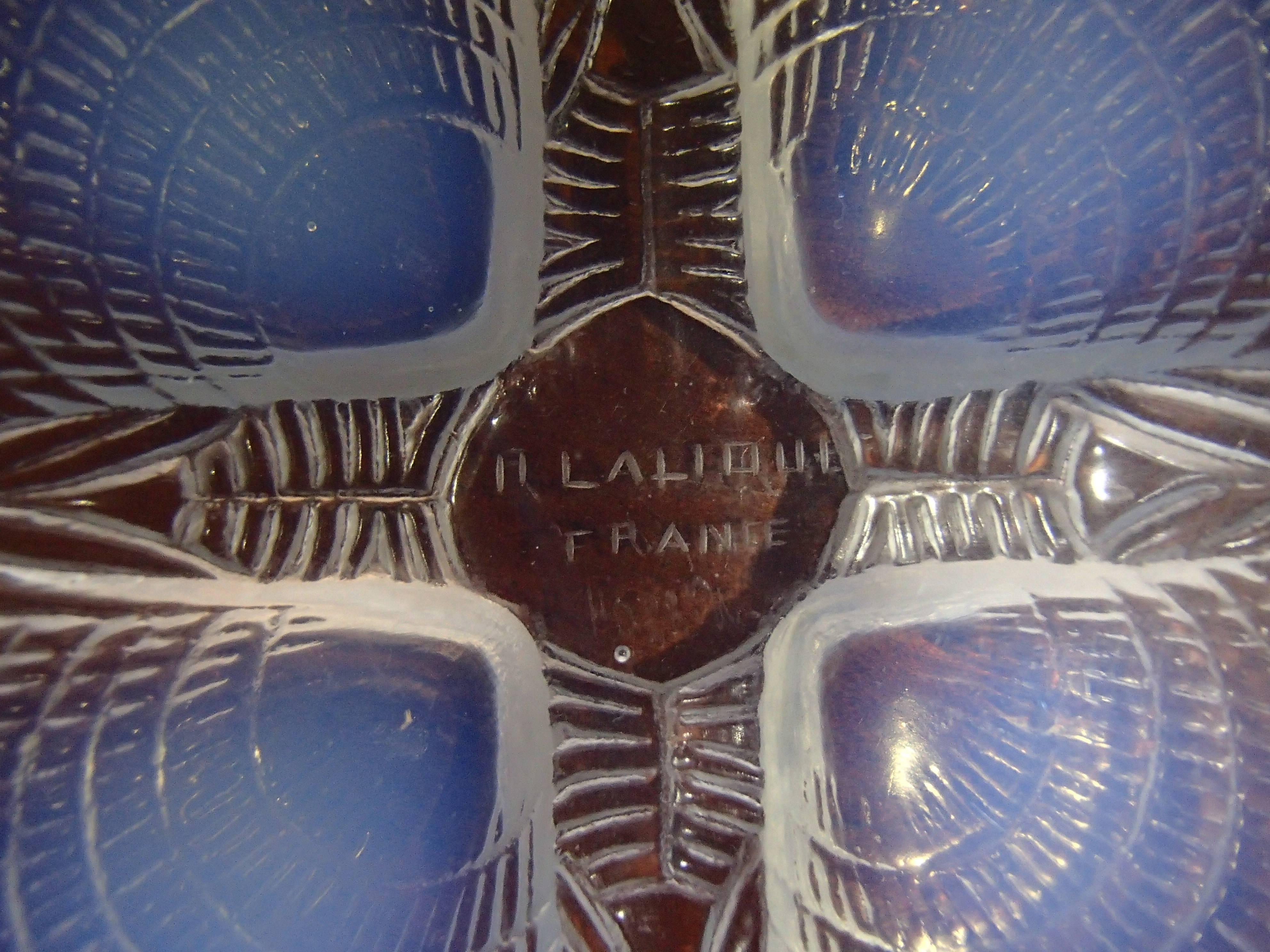 Art Glass Lalique Plate and Bowl Shells For Sale