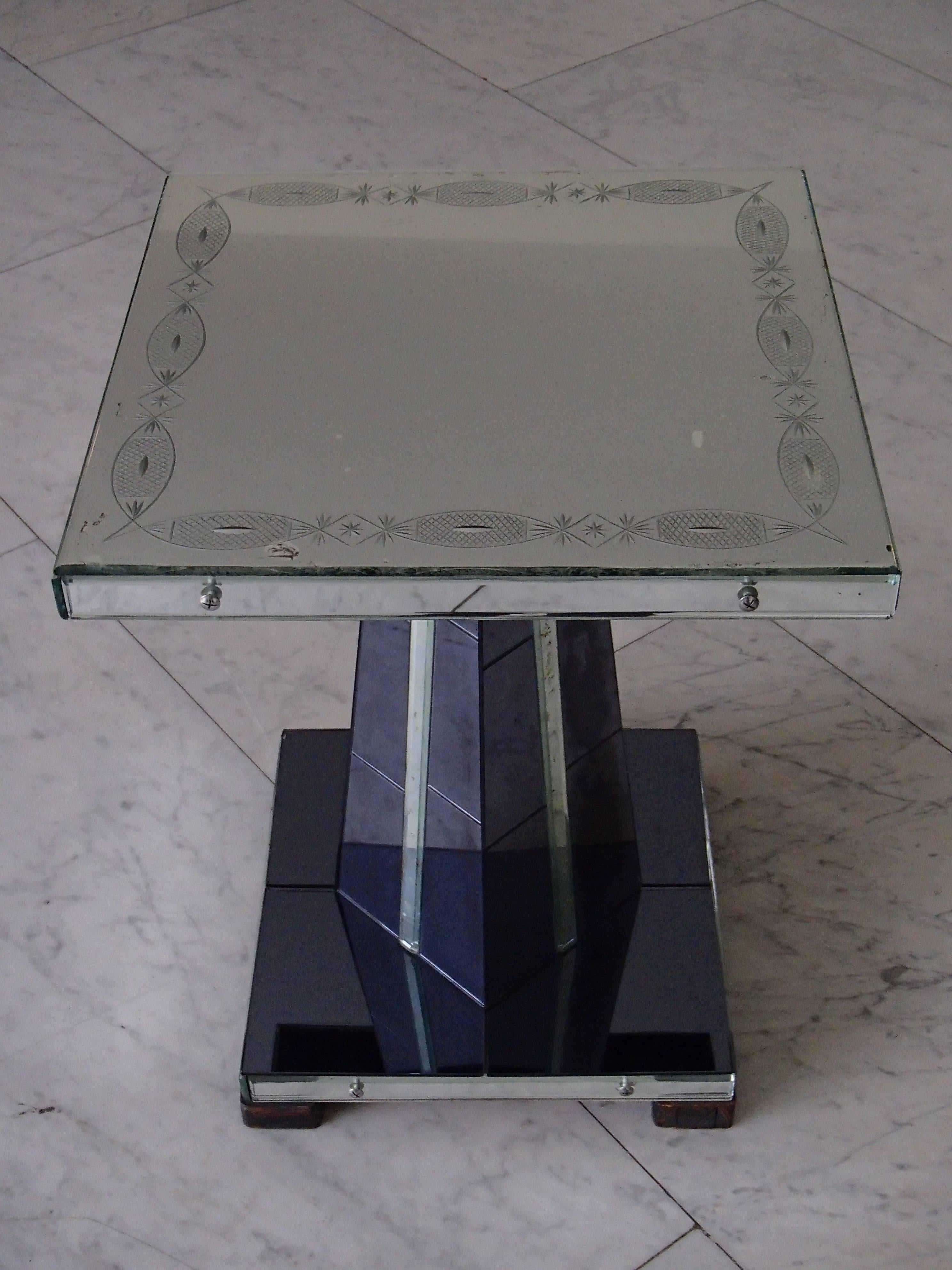 Art Deco engraved mirror square side table all mirrors are original some.