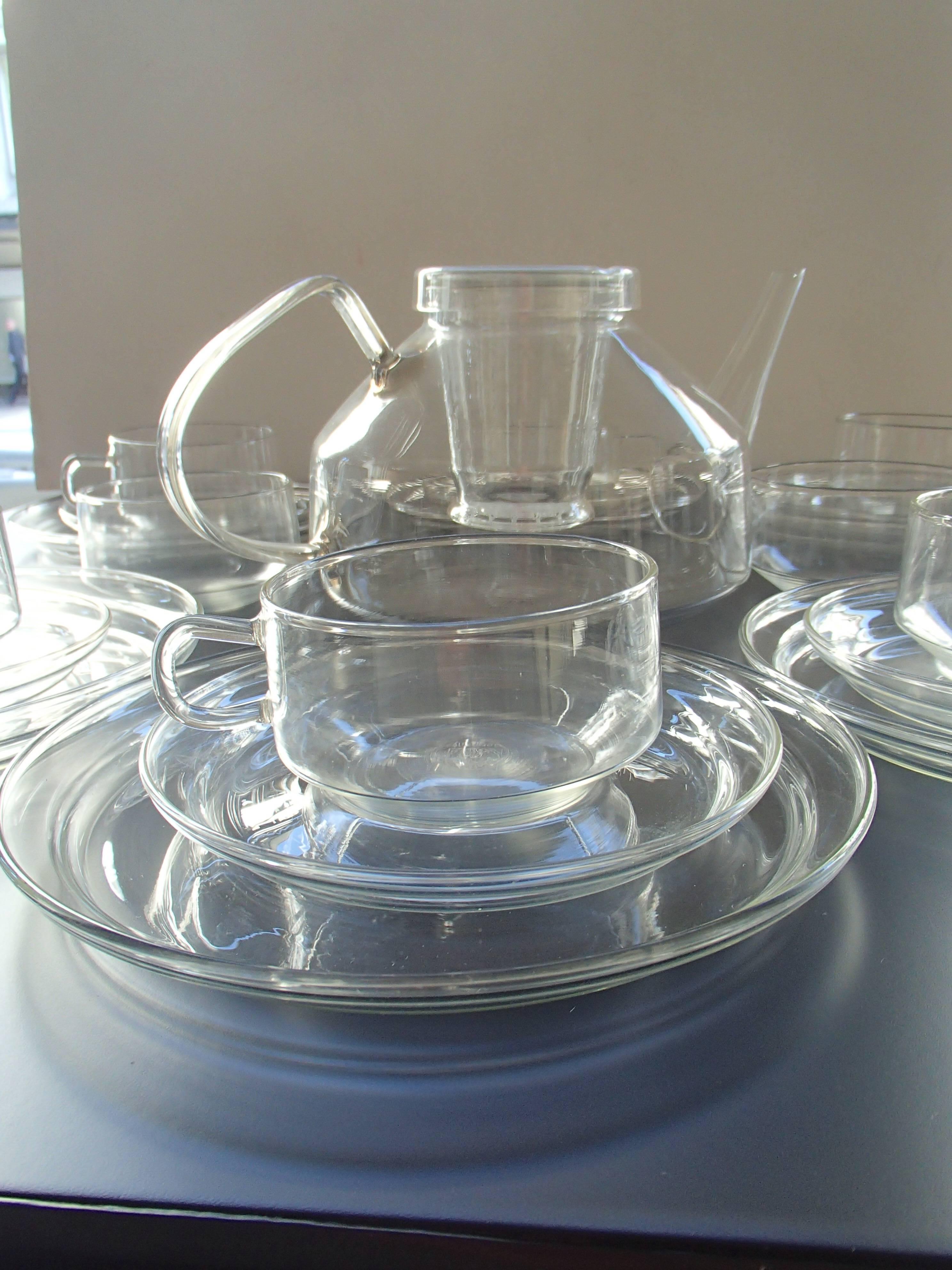 Mid-Century Modern Tea Set by Ilse Decho by Schott, Jena for Six For Sale 3