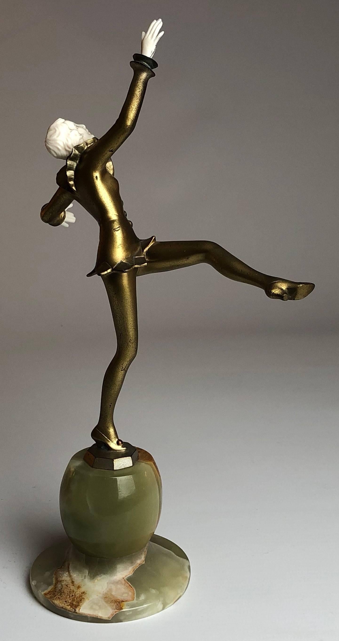 Early 20th Century Art Deco Bronze Sculpture on Onyx by Leon Salat In Excellent Condition In London, GB