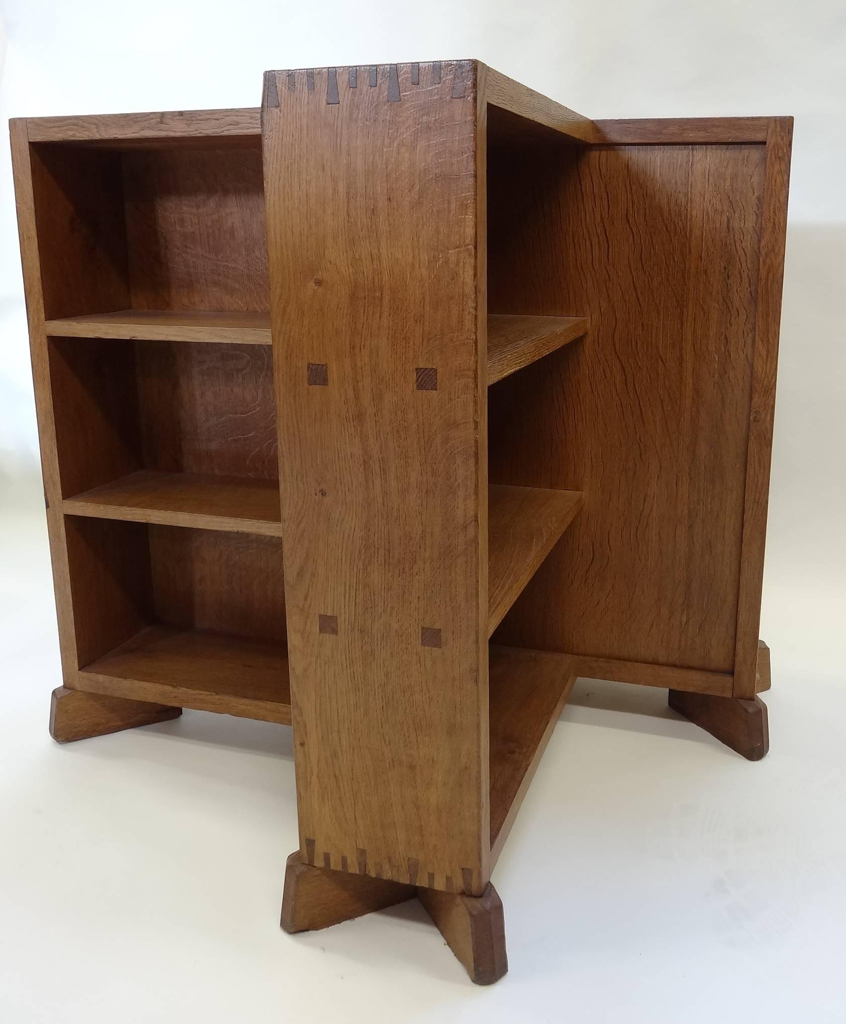 20th Century Gordon Russell Arts & Crafts Cotswold School oak booktable bookcase 1920s unique For Sale