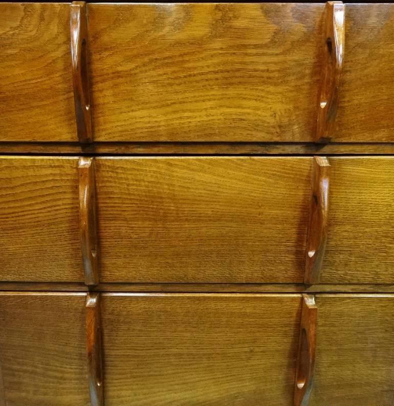 Great Britain (UK) Mid-Century Cotswold School Arts and Crafts Oak Chest of Drawers KD Lampard For Sale