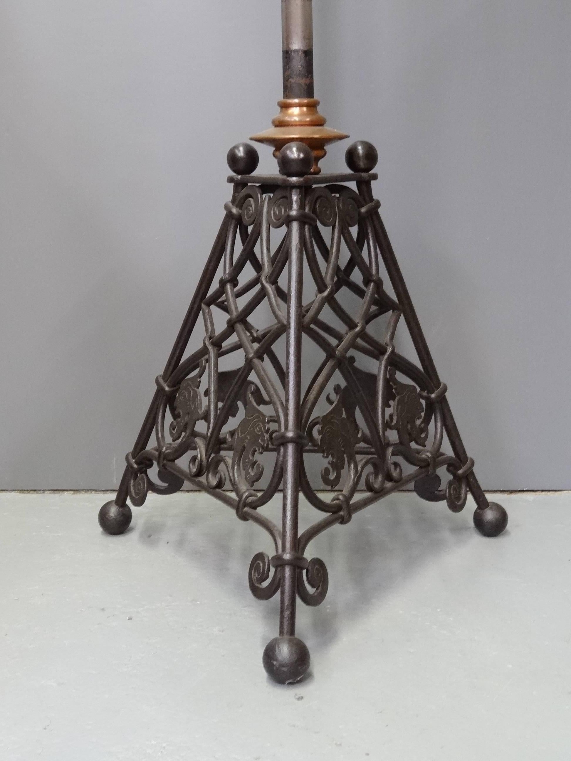 Great Britain (UK) CFA Voysey Rare Arts & Crafts Iron Steel and Copper Extendable Standard Lamp For Sale