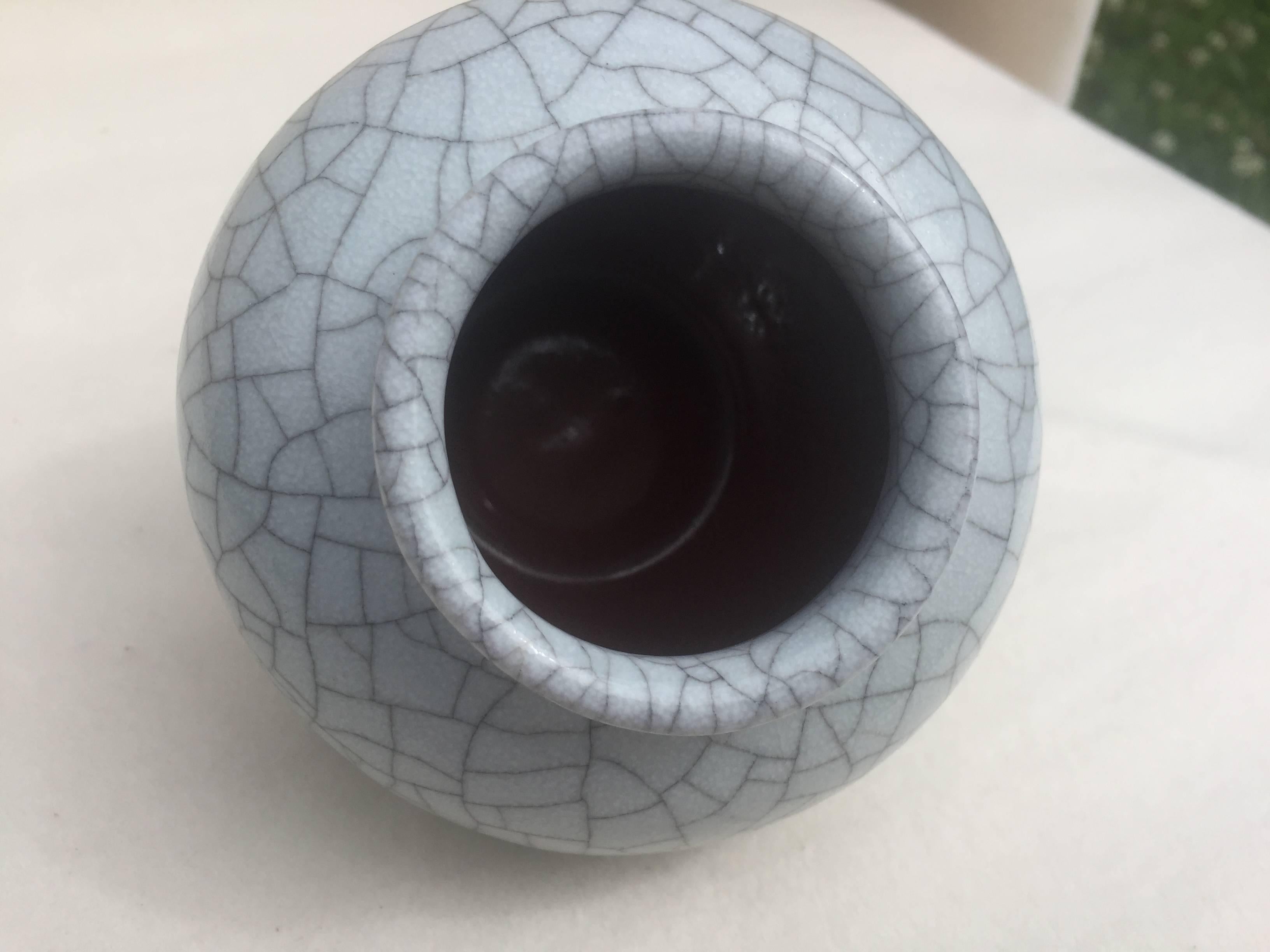 Glazed Spherical Vase by Karlsruhe Majolica Glatzle 1970s in Grey Crackled Glaze For Sale