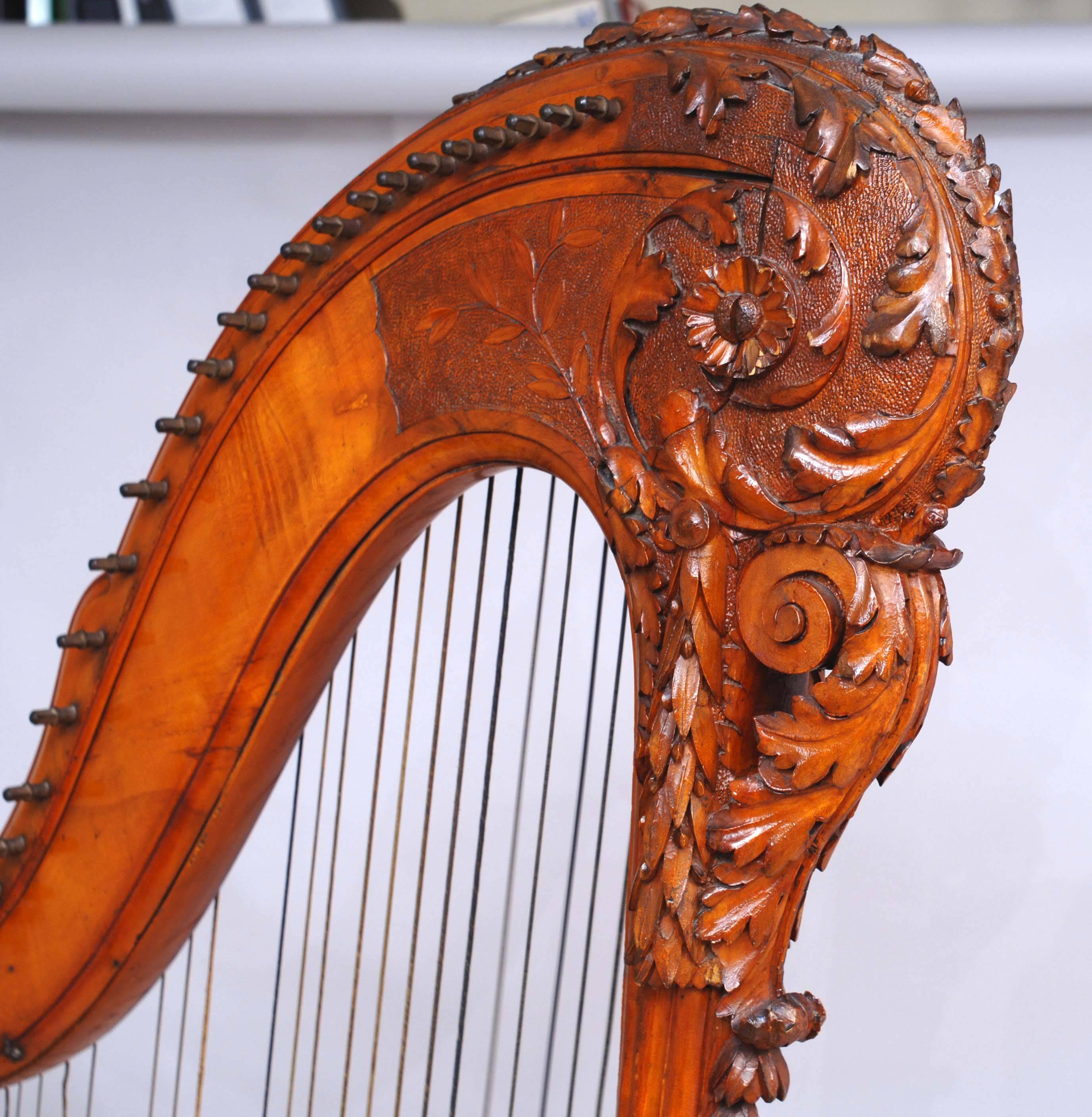 Iron 18th Century French Harp Period Louis XVI circa 1791 Free Shipping For Sale
