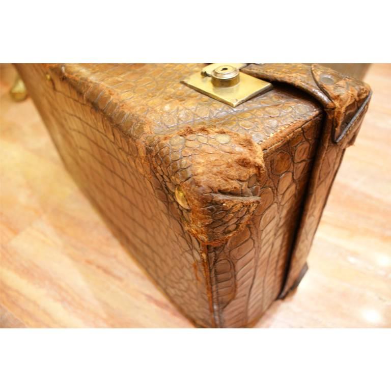 Big Crocodile Suitcase, Brown Leather, Metal Decoration, England, 1930 For Sale 3