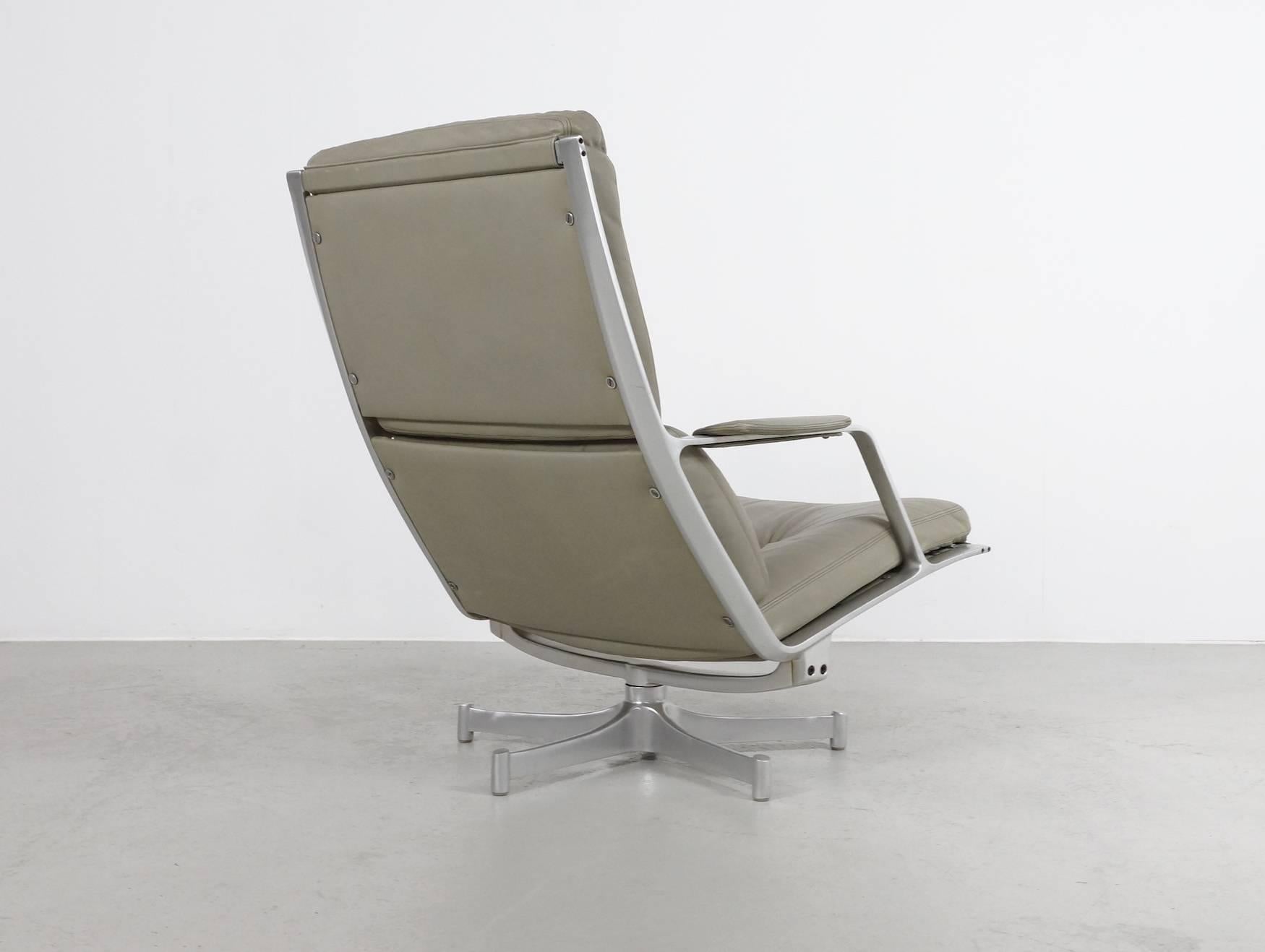 Fabricius & Kastholm FK85 Grey Leather Lounge Chair for Kill International, 1962 In Good Condition In 's Heer Arendskerke, NL