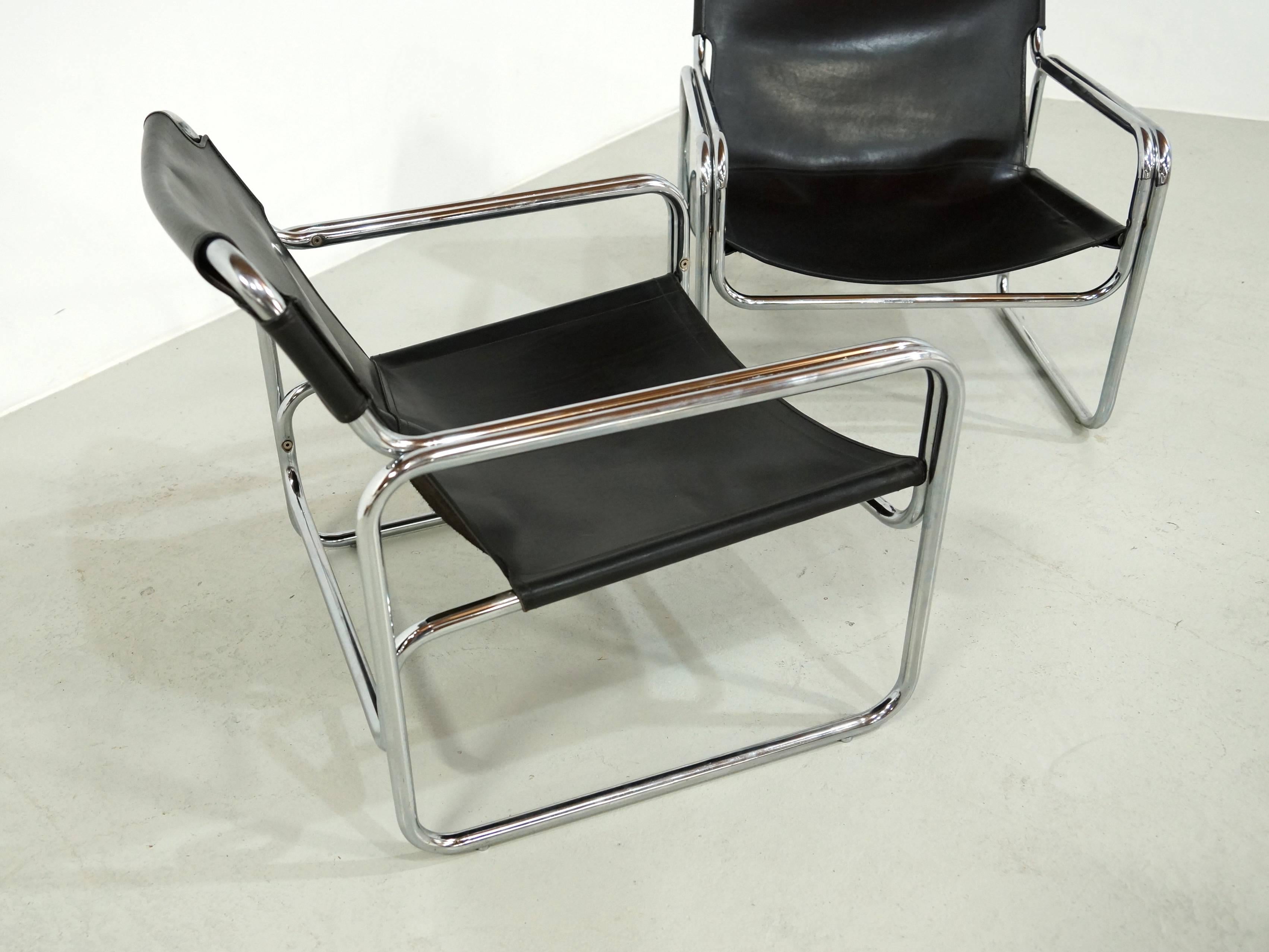 Late 20th Century Pair of Antella Mosca Black Leather Lounge Chairs, Model Attico 1970, s 