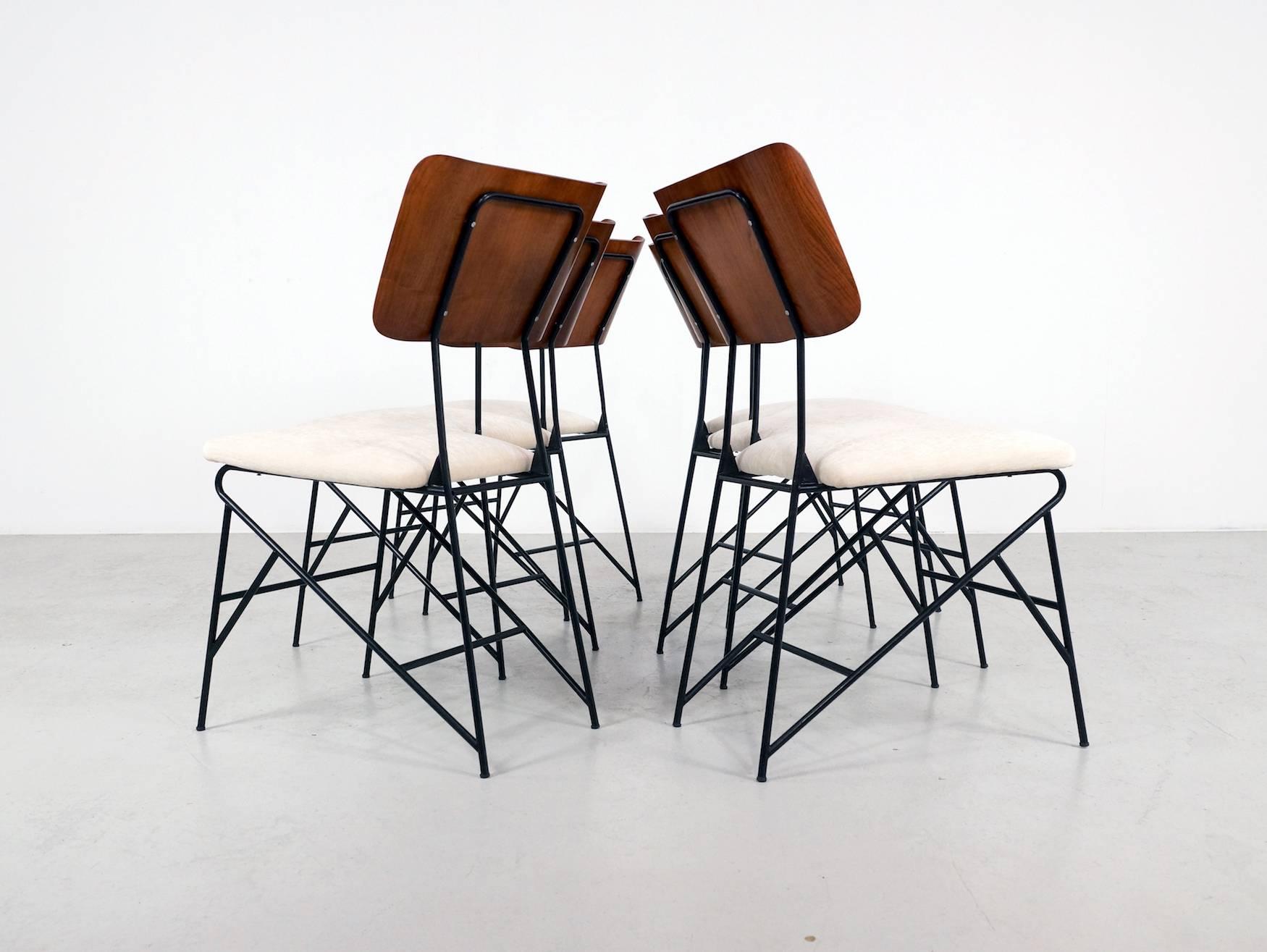 1950s Italian Dining Chairs by Carlo Ratti, Set of Six For Sale 4