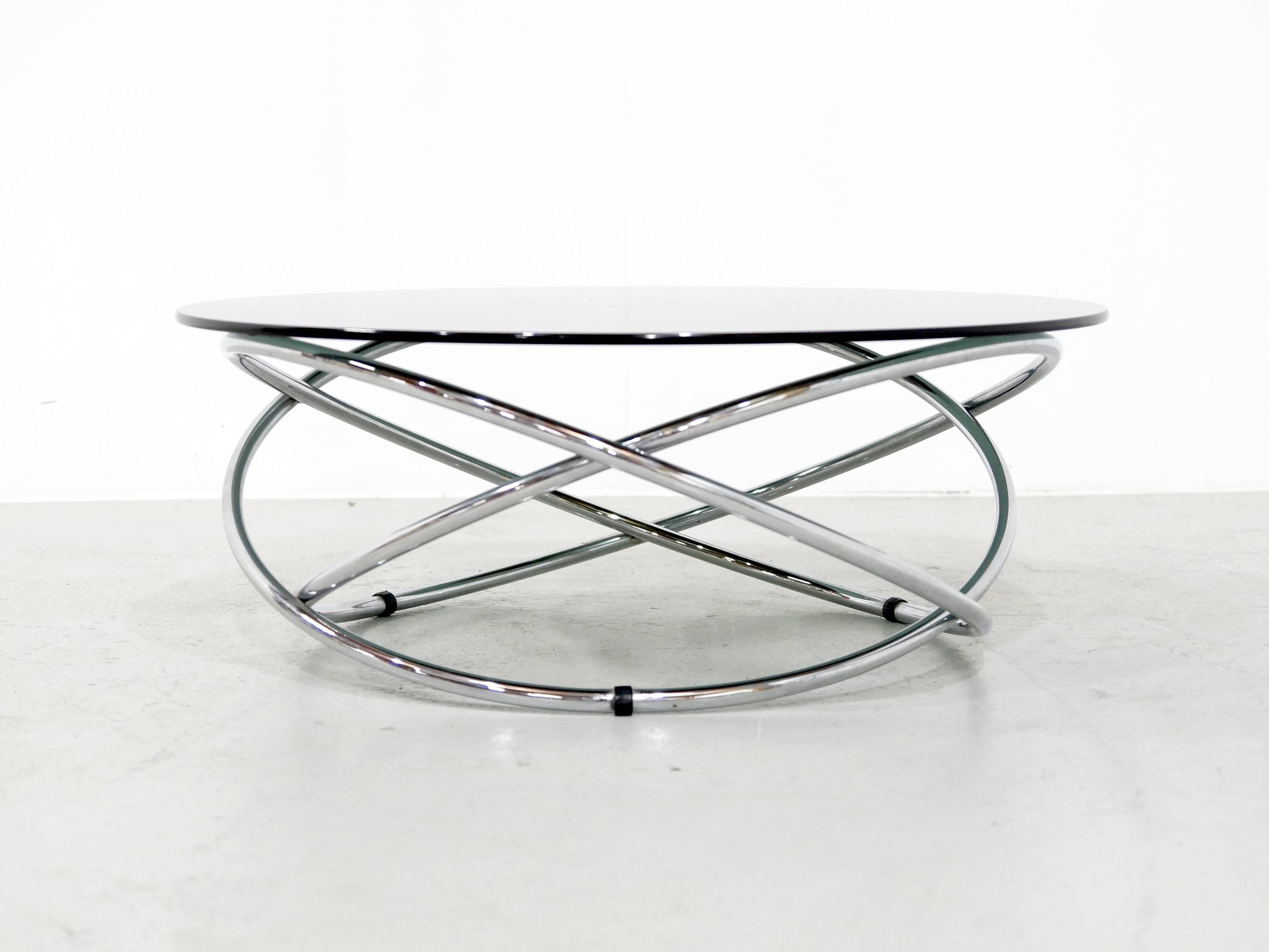 Mid-Century Modern Italian Chrome Rings Coffee Table with Smoked Glass Top, 1960s For Sale