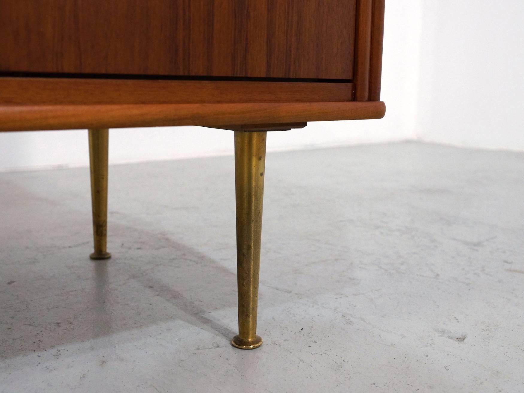 Small Walnut Cabinet by William Watting for Frishto, Early 1960s 2