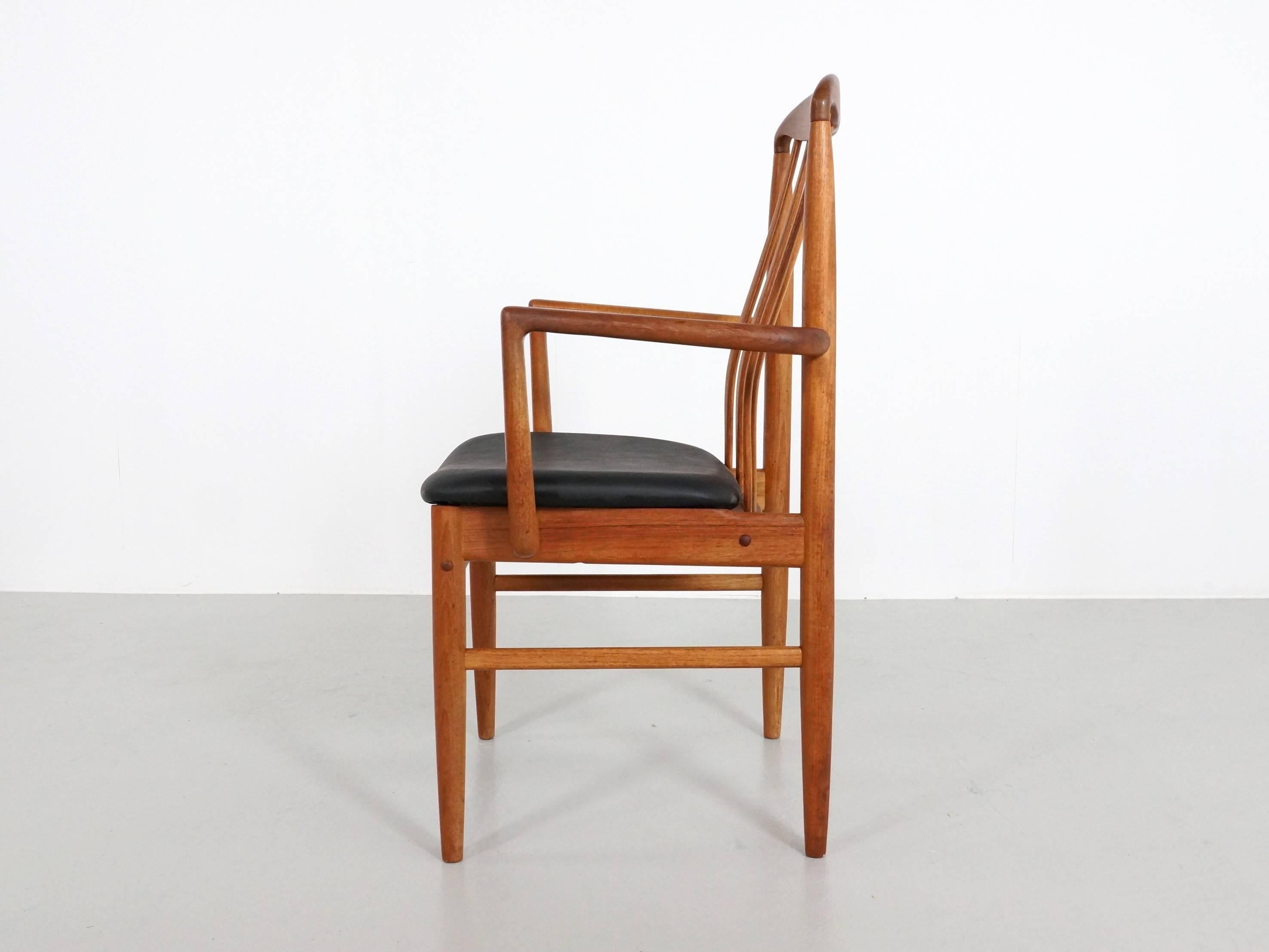 Six Danish Modern Teak Dining Chairs by Benny Linden In Good Condition For Sale In 's Heer Arendskerke, NL