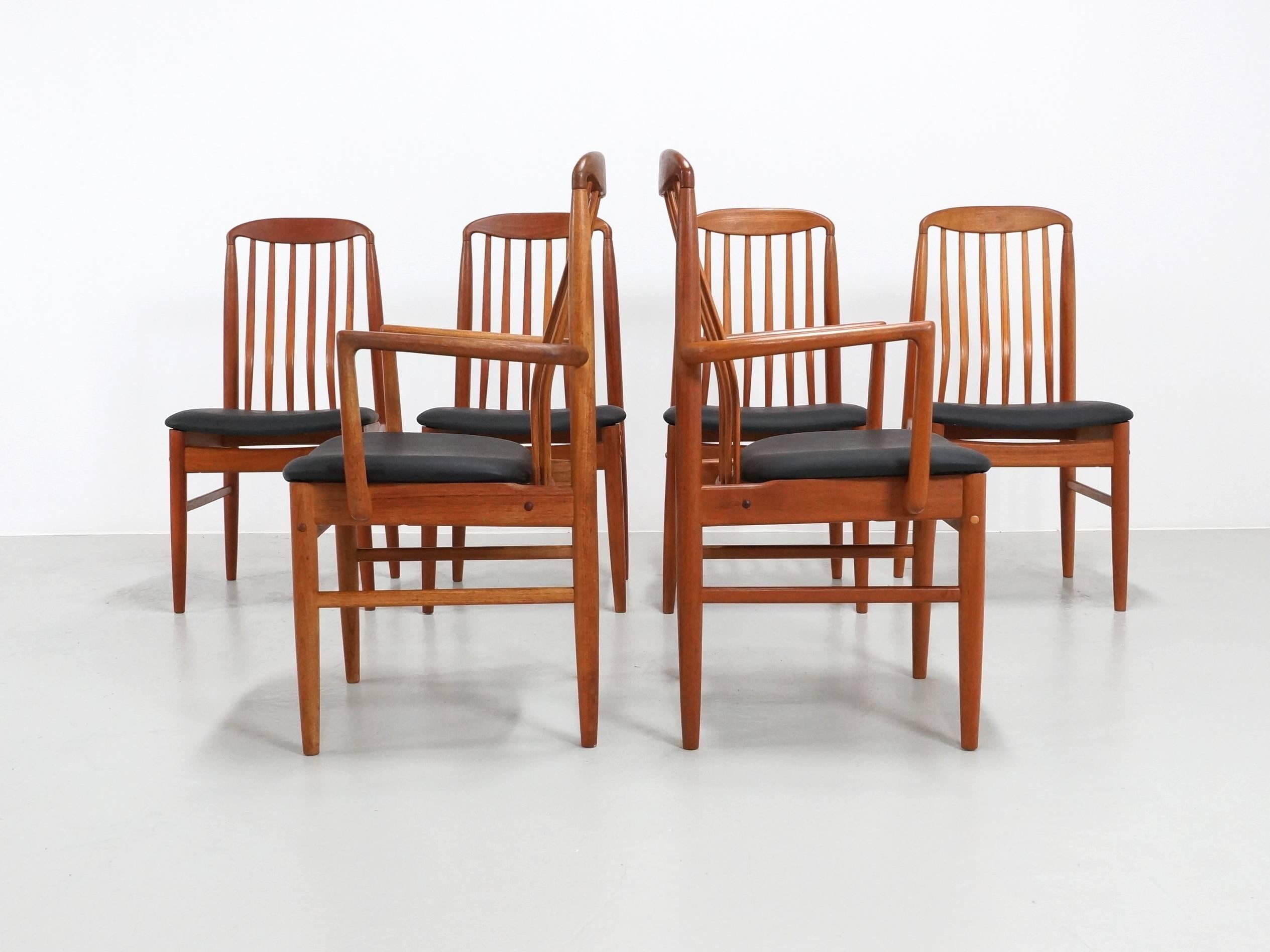 Late 20th Century Six Danish Modern Teak Dining Chairs by Benny Linden For Sale