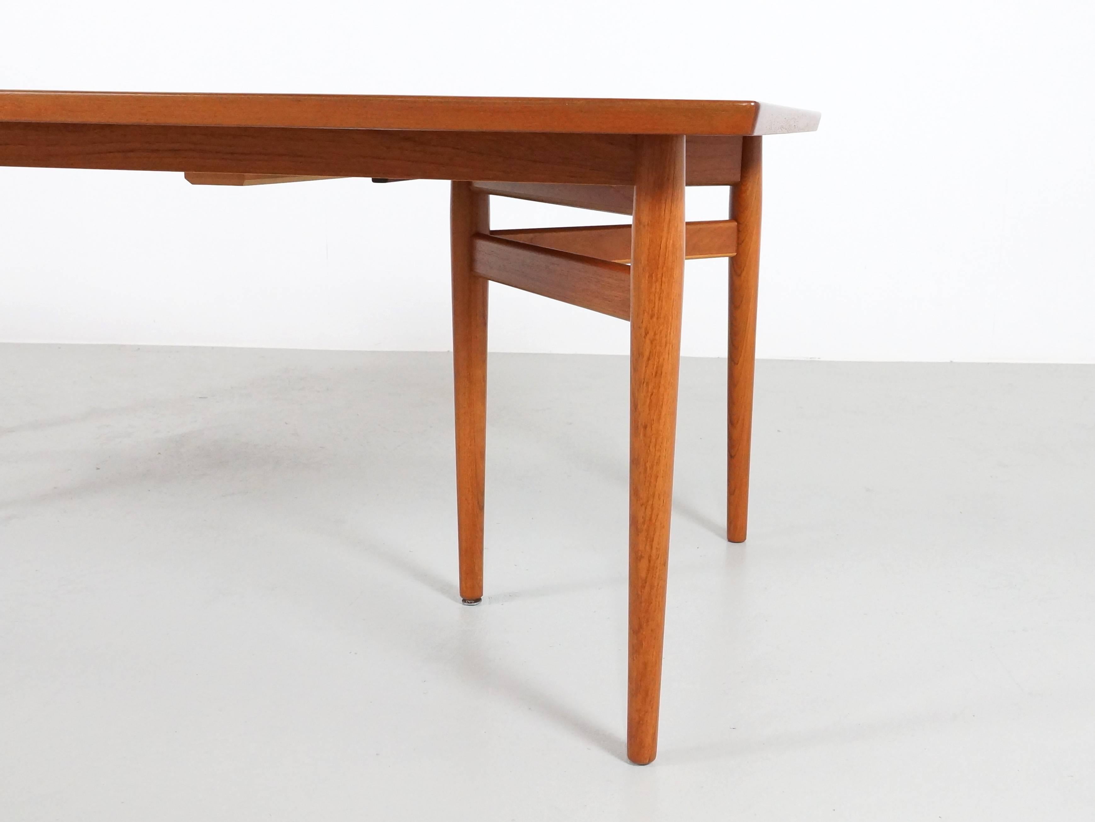 Teak Six Legged Extendable Dining Table by Arne Vodder for Sibast, 1960s