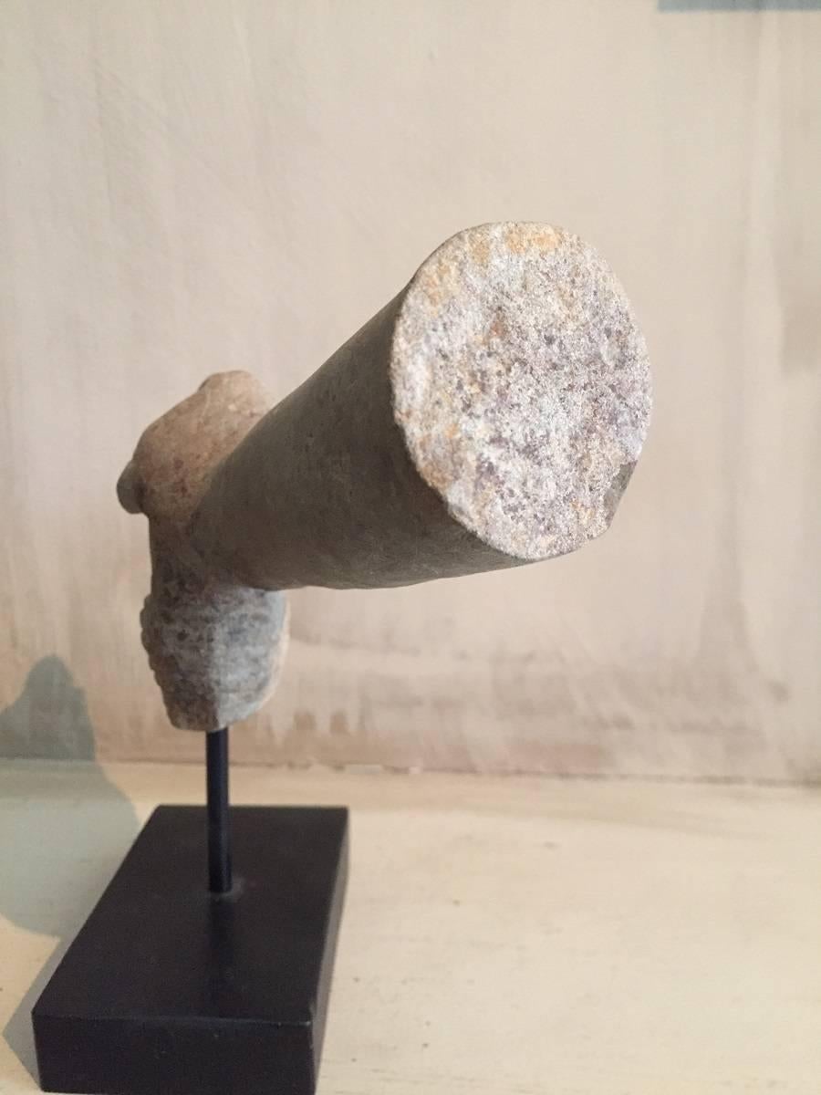 2 Khmer Stone Mudra Hände im Angebot 1
