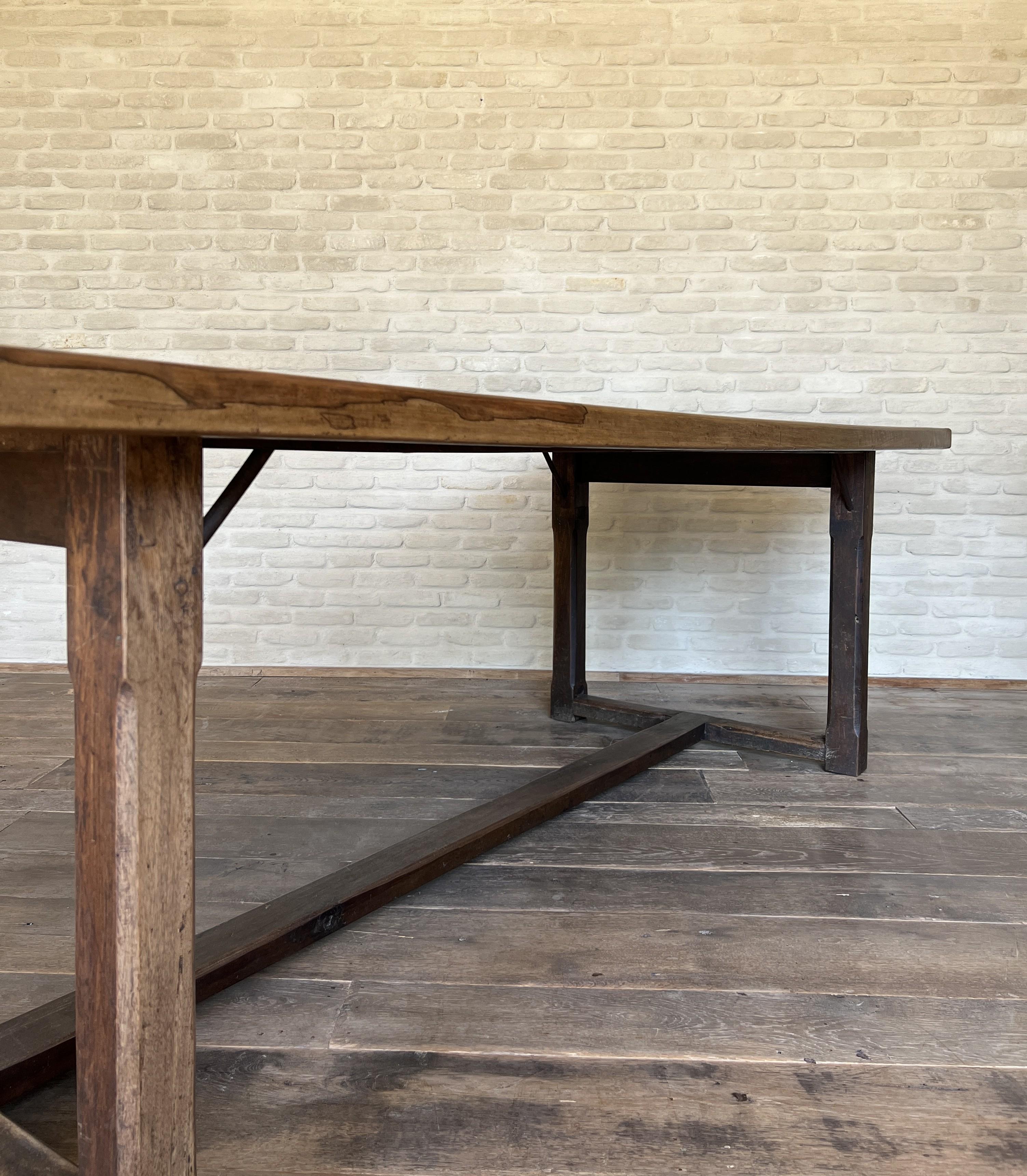 Italian 18th century 2 plank top Walnut Refectory Farm Table For Sale 4