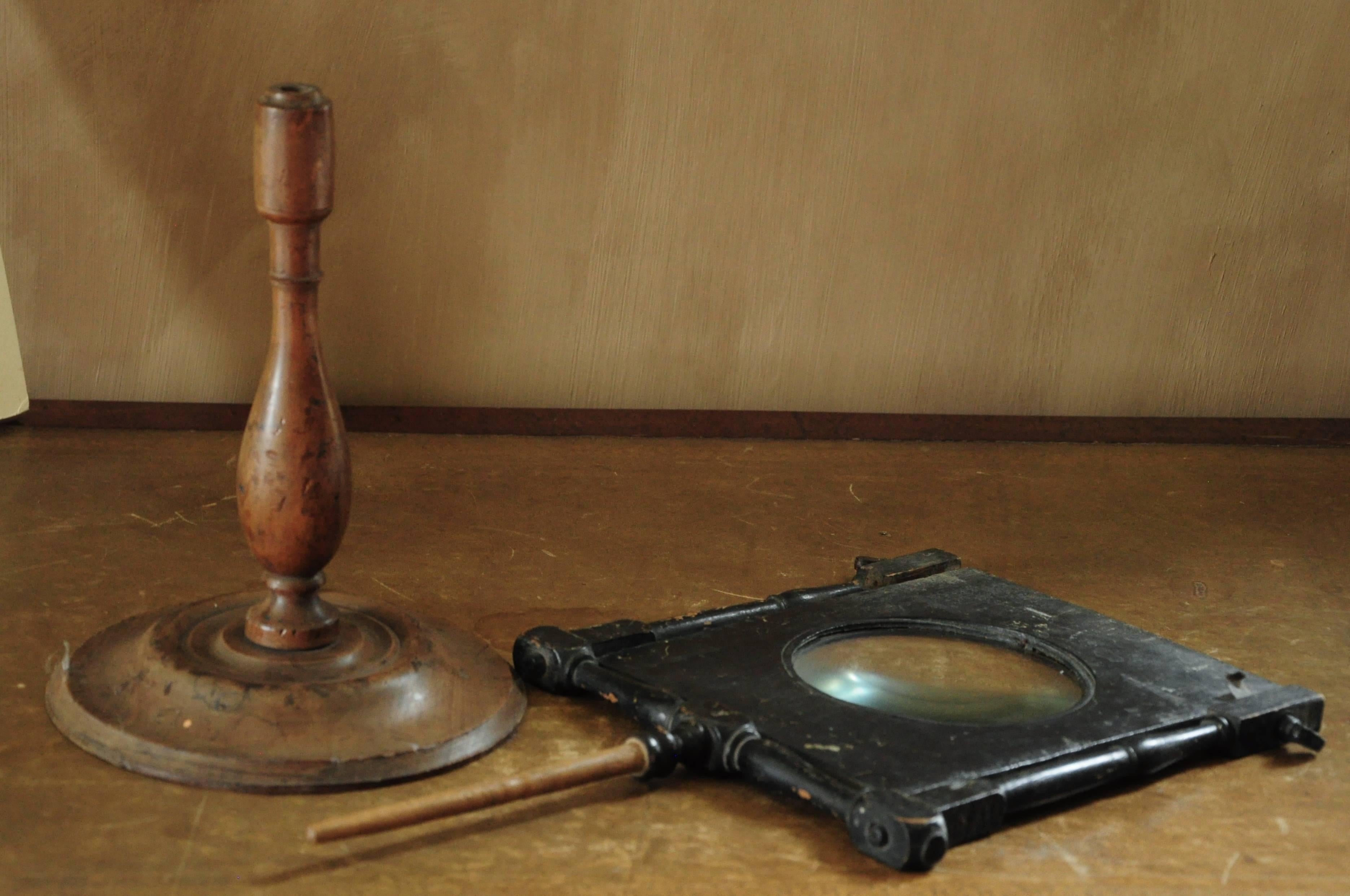 Italian Magnifying Glass on Stand, 19th Century For Sale