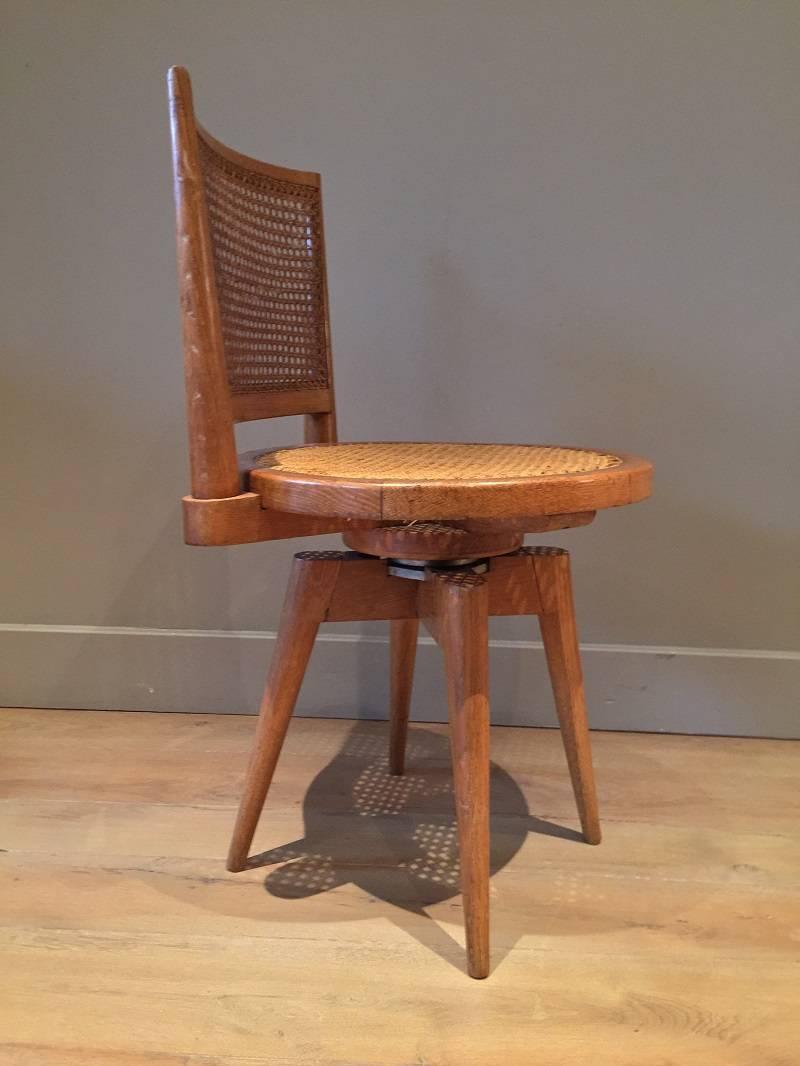 Hand-Crafted Modernist Swivel Chair Oak Ratan