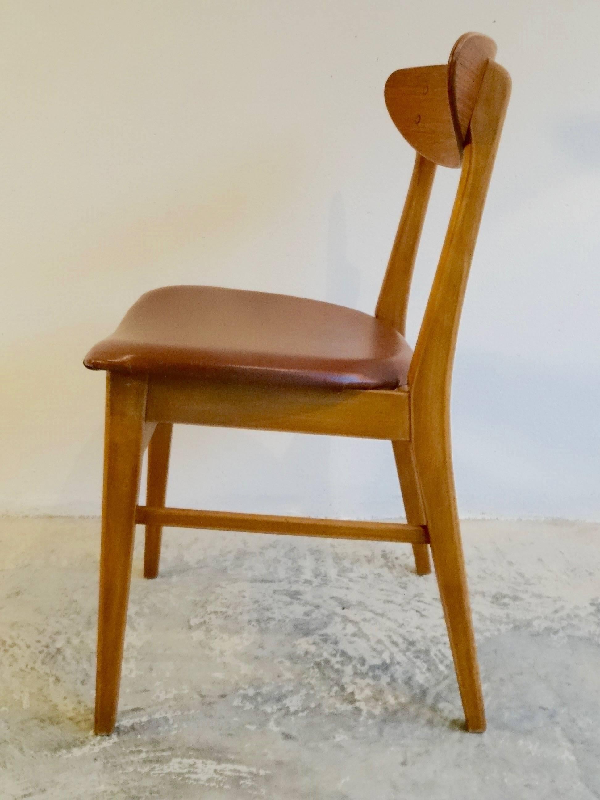 Scandinavian Modern Six Dining Chairs Farstrup, Model 210 For Sale