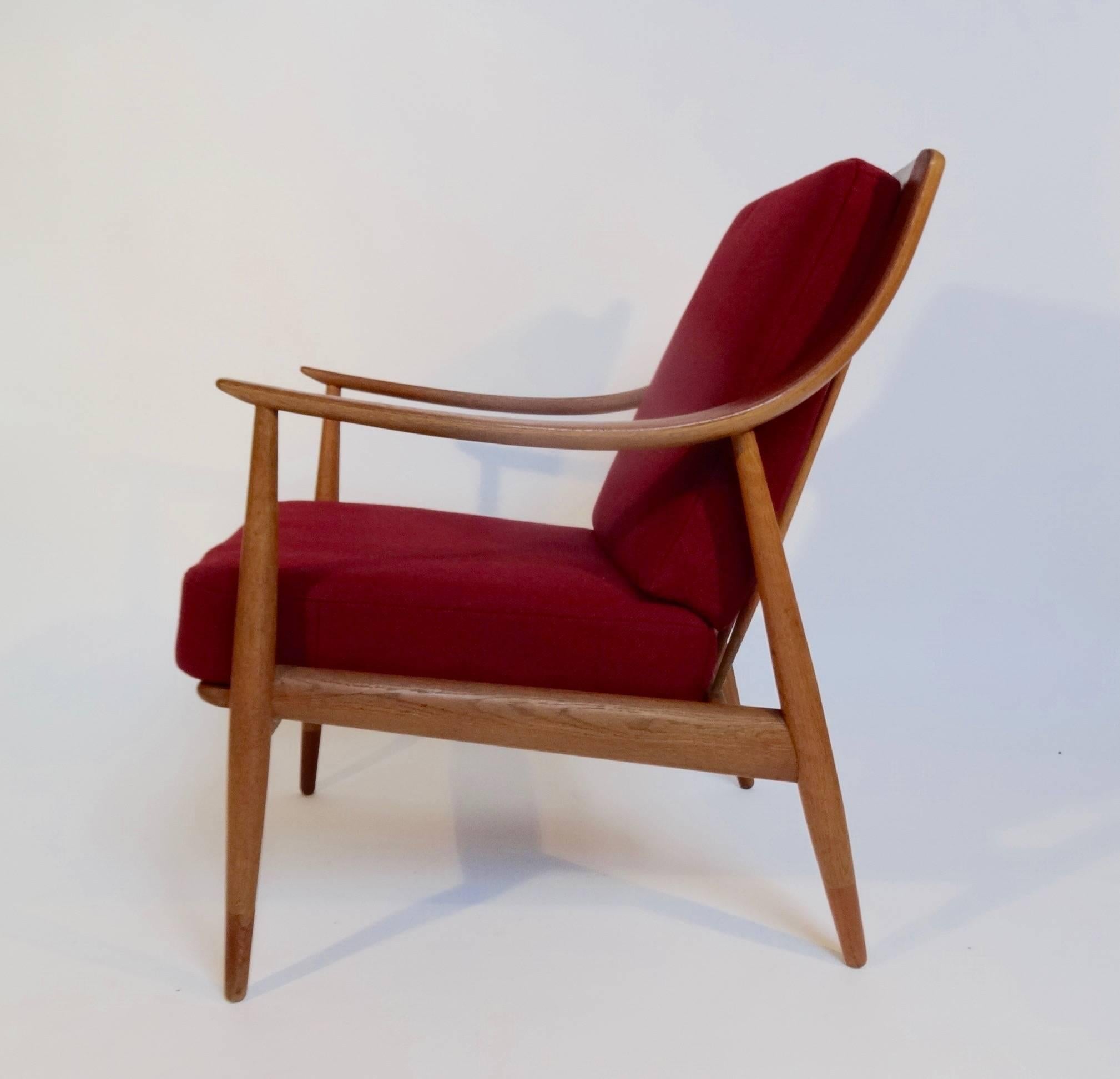 Scandinavian Modern Easy Chair “FD 147”, Peter Hvidt & Orla Mølgaard Nielsen for France & Daverkosen For Sale