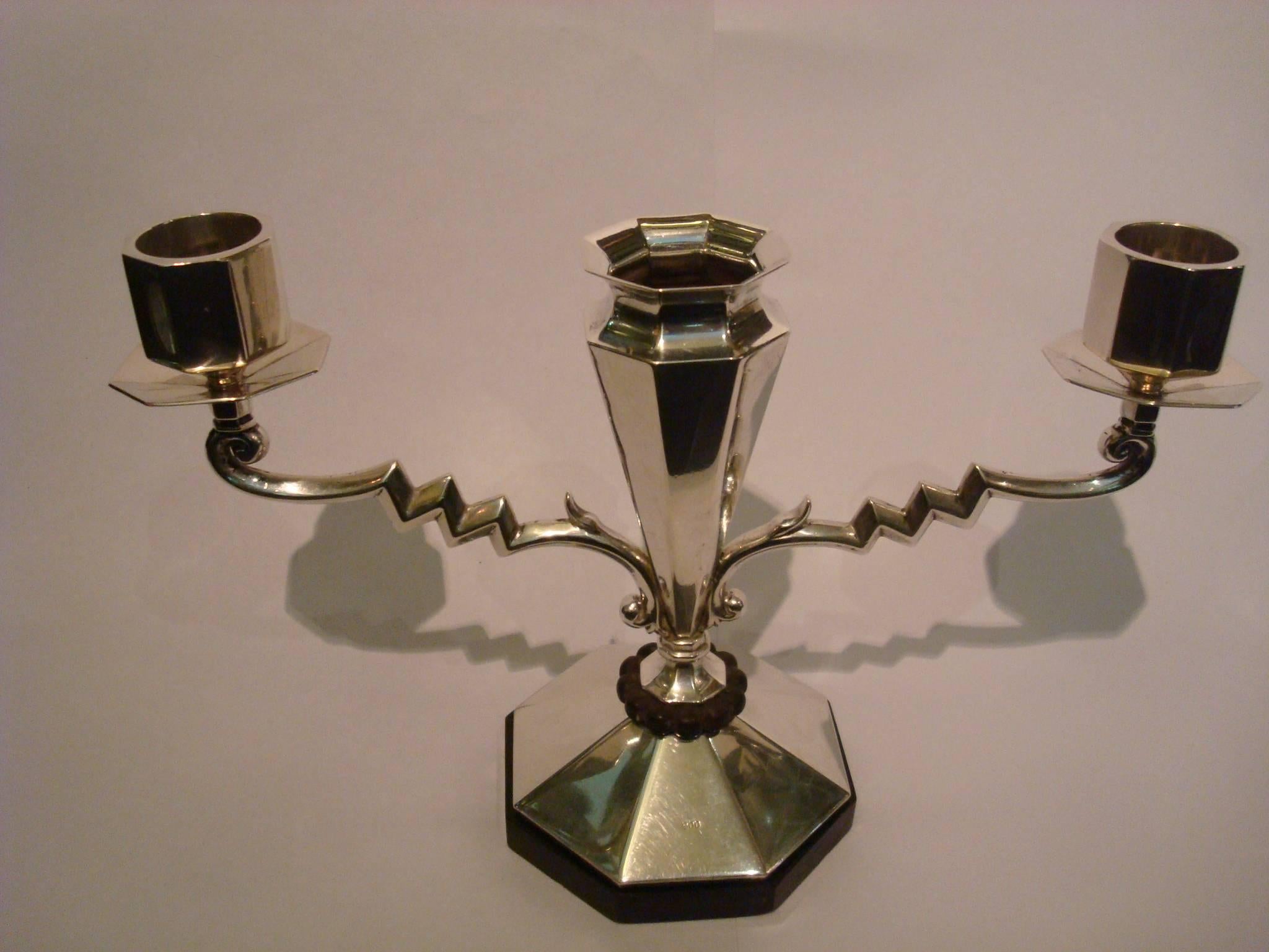 Pair of Art Deco Silver Candleholders with Flower Vase in the Middle For Sale 1
