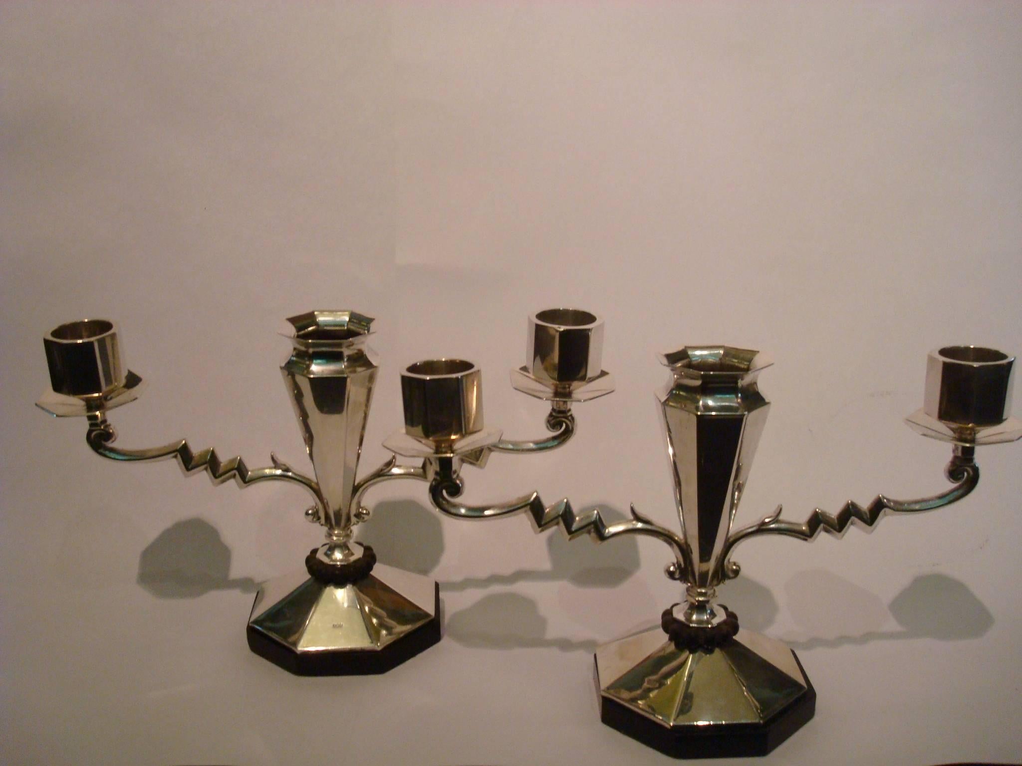 Pair of Art Deco Silver Candleholders with Flower Vase in the Middle For Sale 3