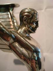 Ikarus:: eine Art-Deco-Skulptur eines geflügelten männlichen Aktes:: die Schmidt Hofer zugeschrieben wird