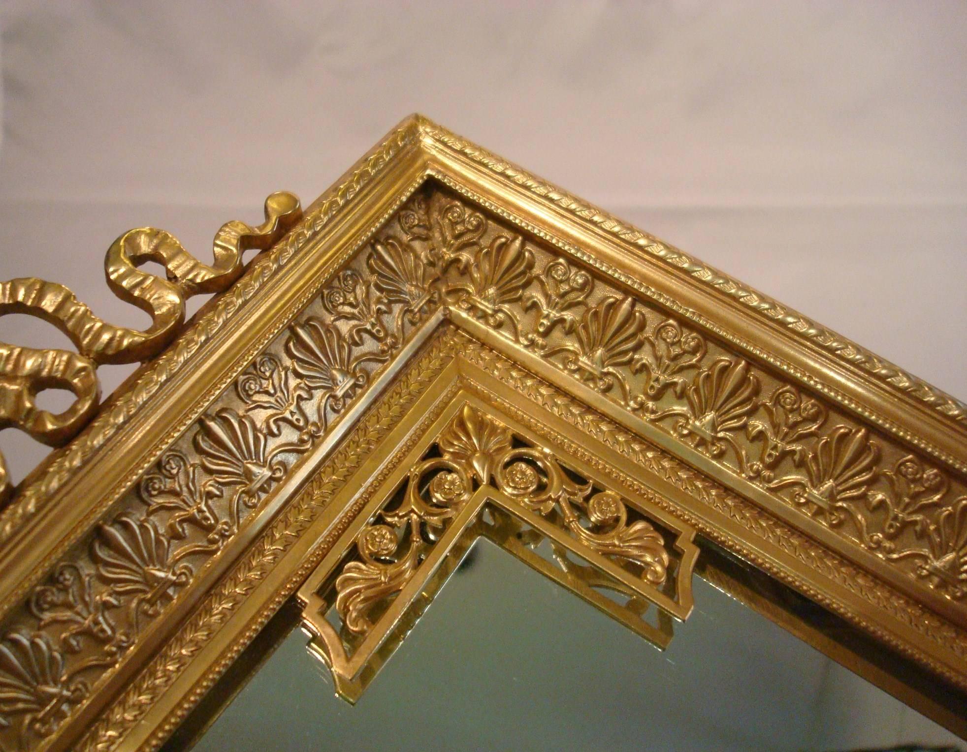 Gilded gilt bronze jewelry - business card - keys - receiving tray, 19th century.