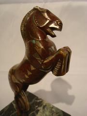 Art Deco / Kubistischer Käferpferd Car Mascot / Kapuze Ornament mit Kapuze, 1920er Jahre