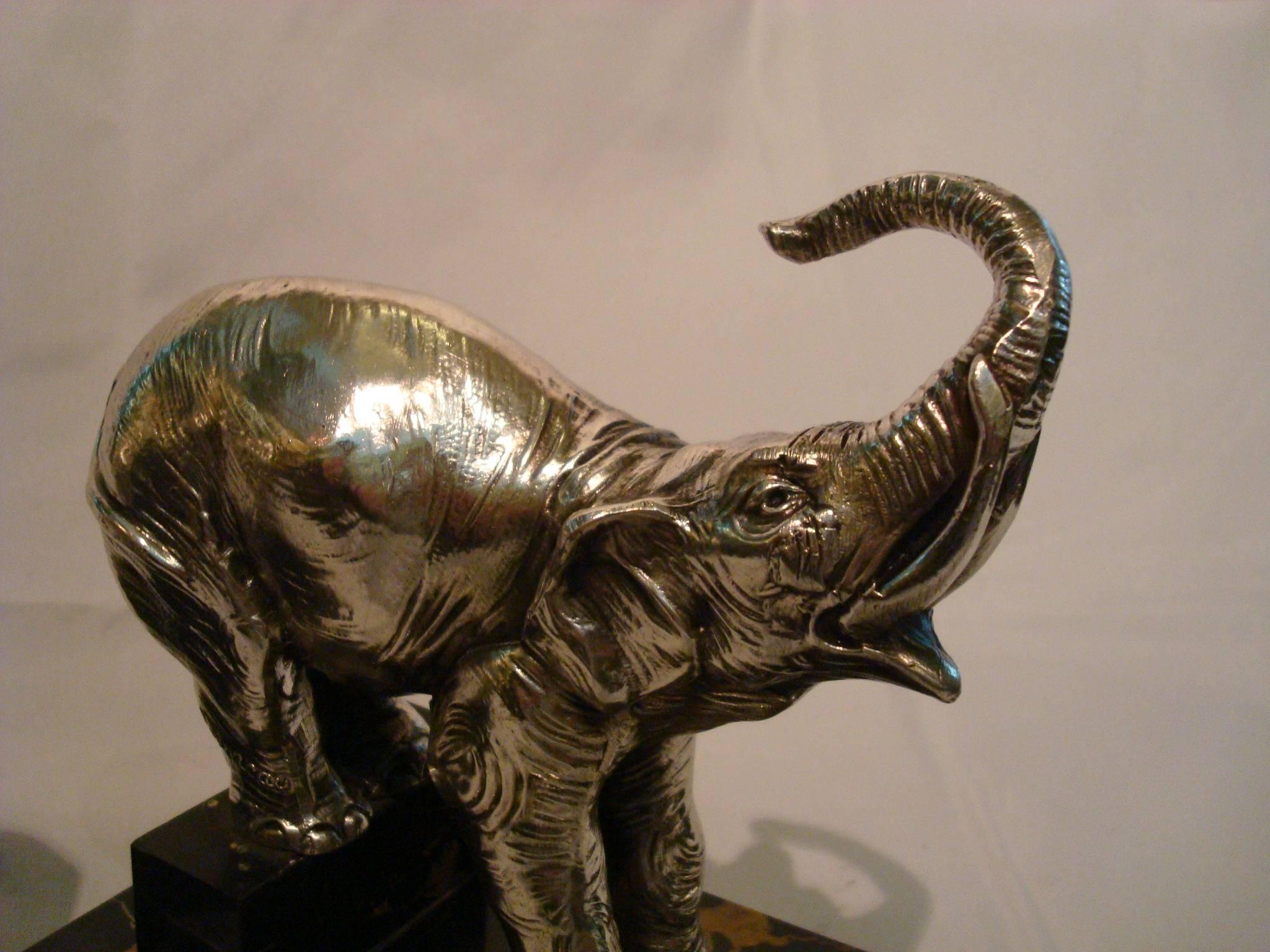 Art Deco Elephants Bookends, France, 1920s In Good Condition In Buenos Aires, Olivos