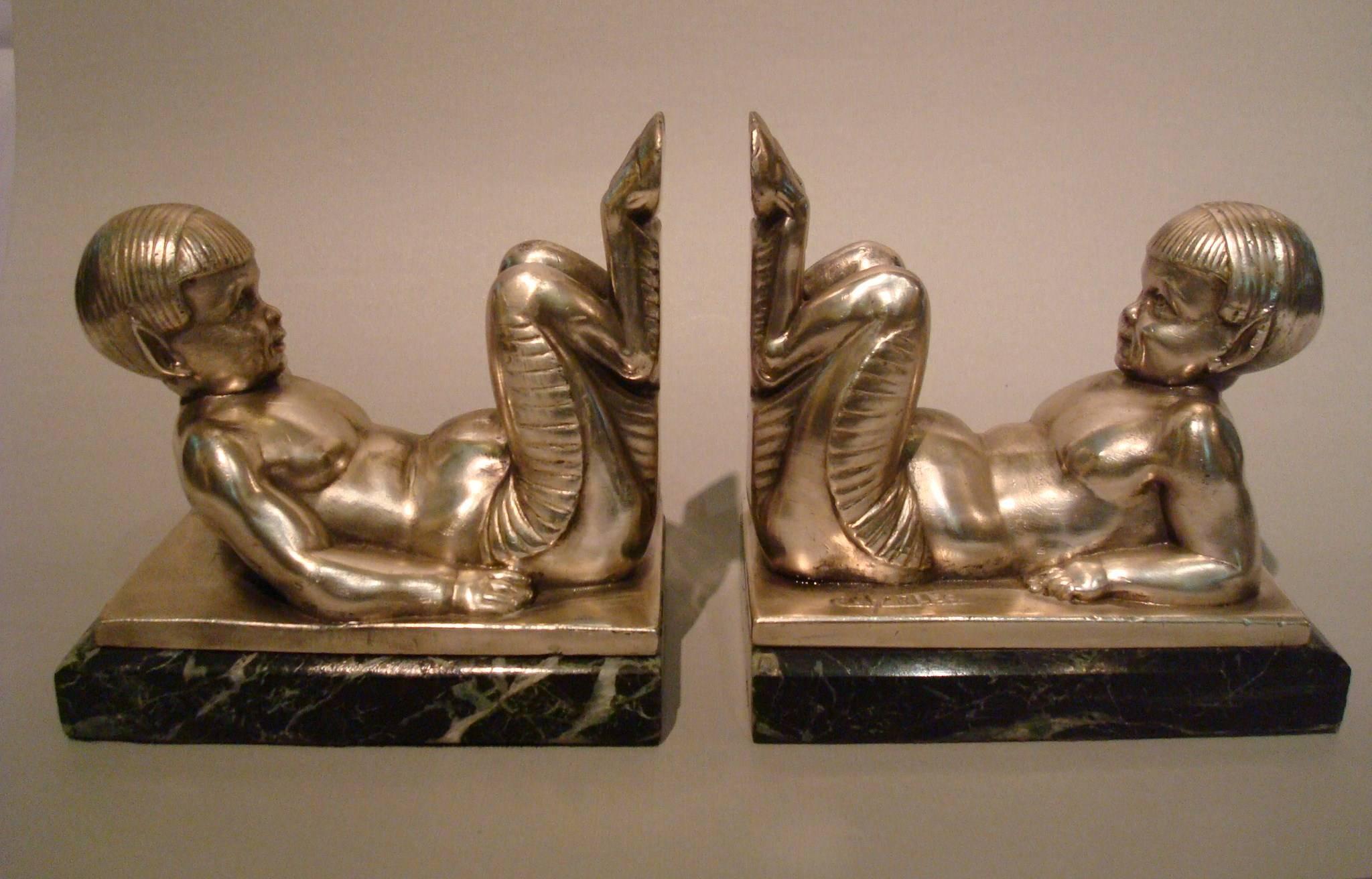 French Art Deco Bookends Young Satyrs by C. Charles on Marble Base, 1930 In Good Condition For Sale In Buenos Aires, Olivos