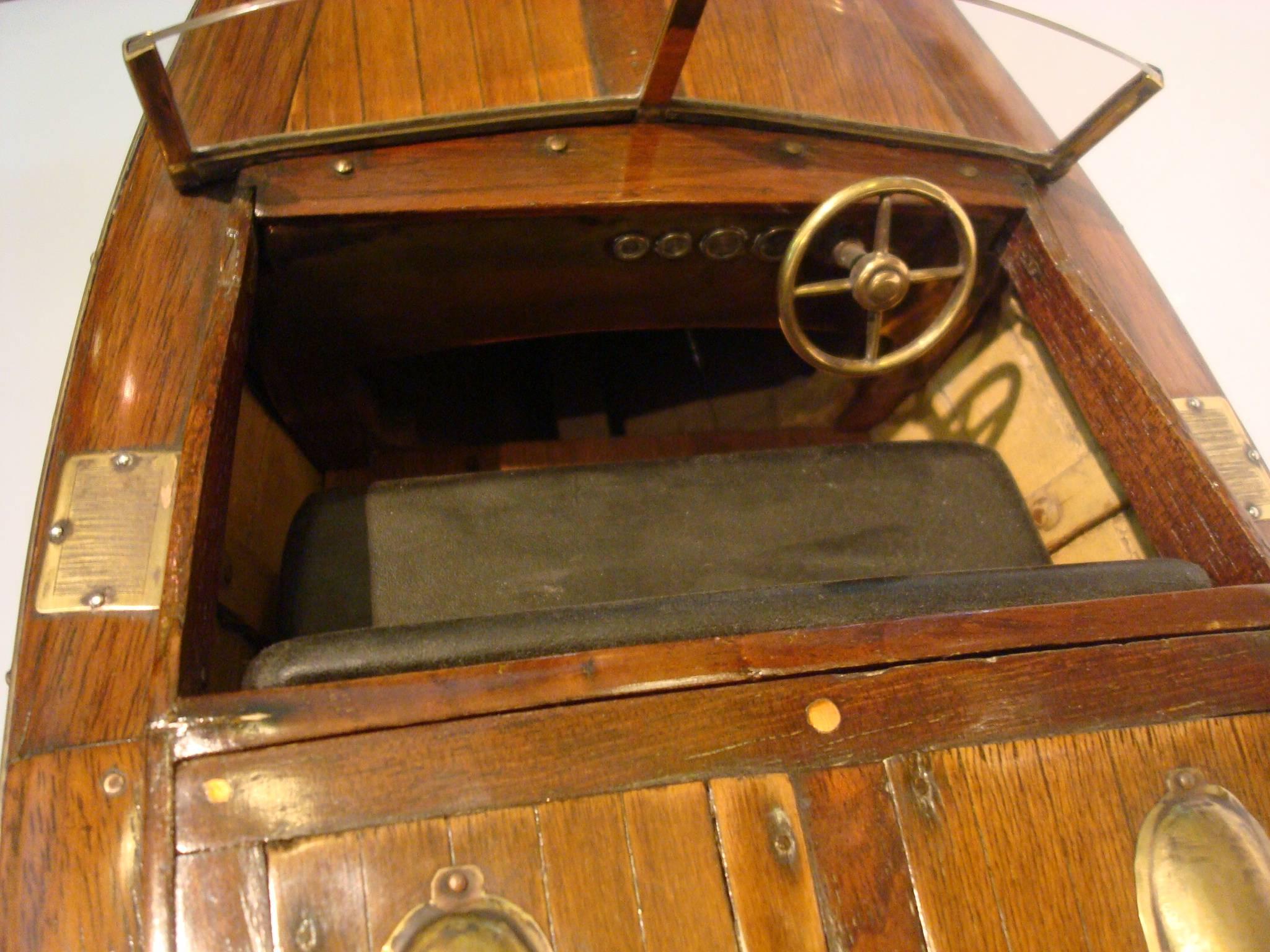 Mid-20th Century Chris Craft Speedboat Sales Model, circa 1930s Nautical