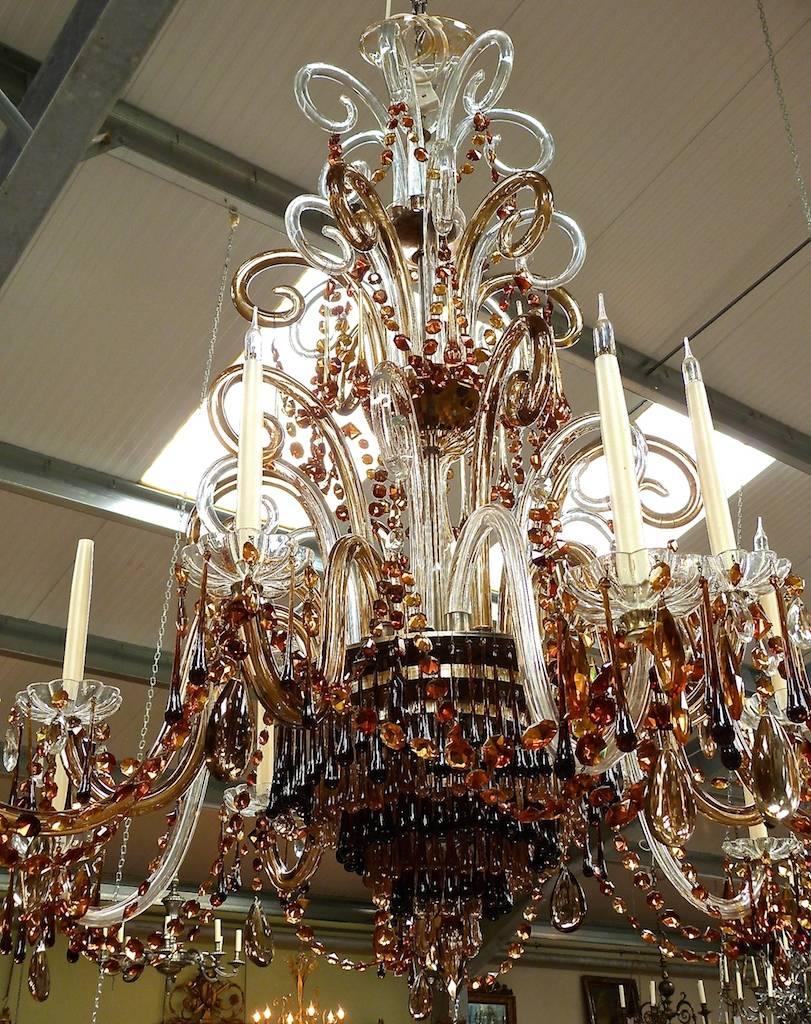 Modern 20th Century Large Twelve-Arm Amber and Glass Chandelier For Sale