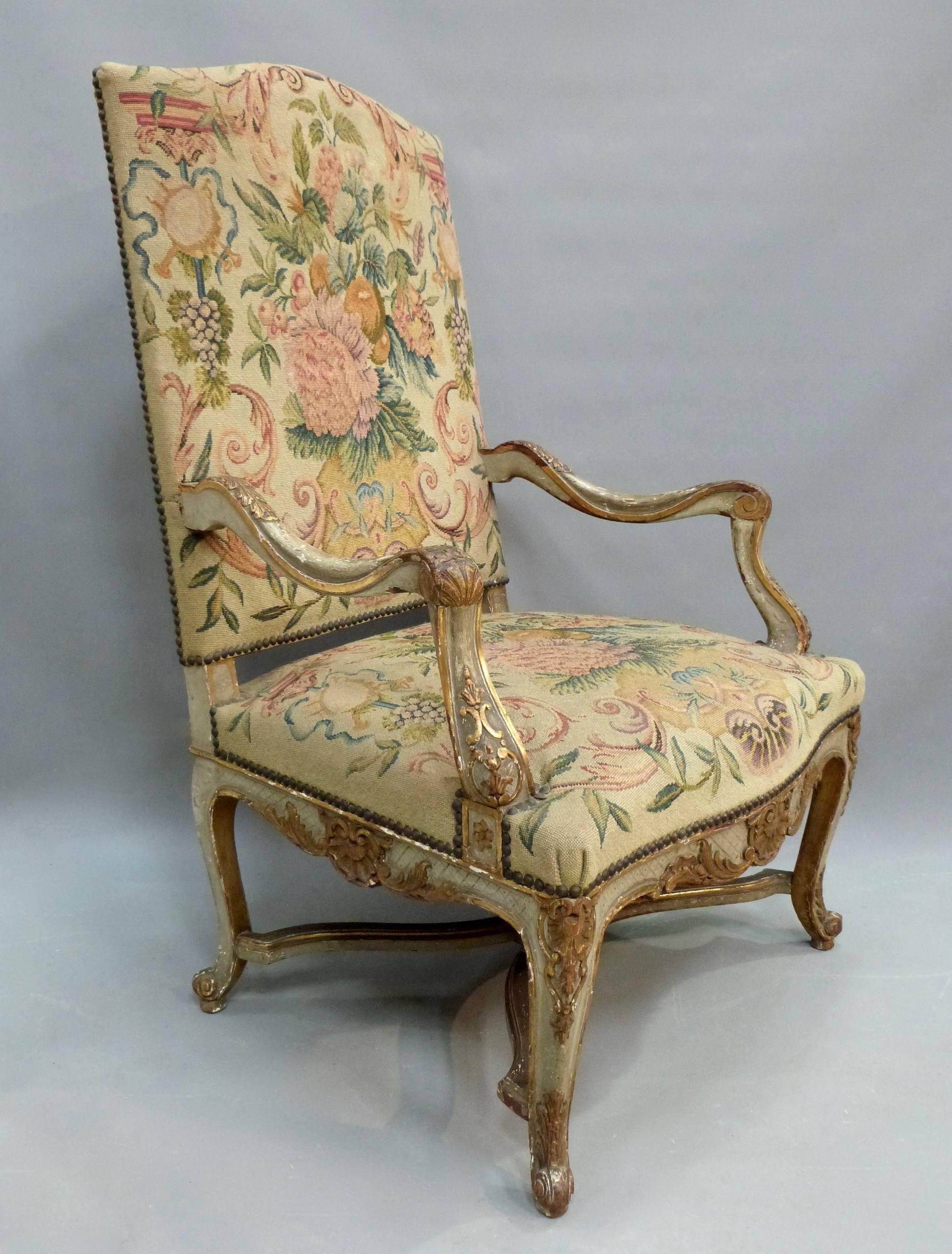 French Provincial Pair of 19th Century French Painted and Gilt Armchairs For Sale