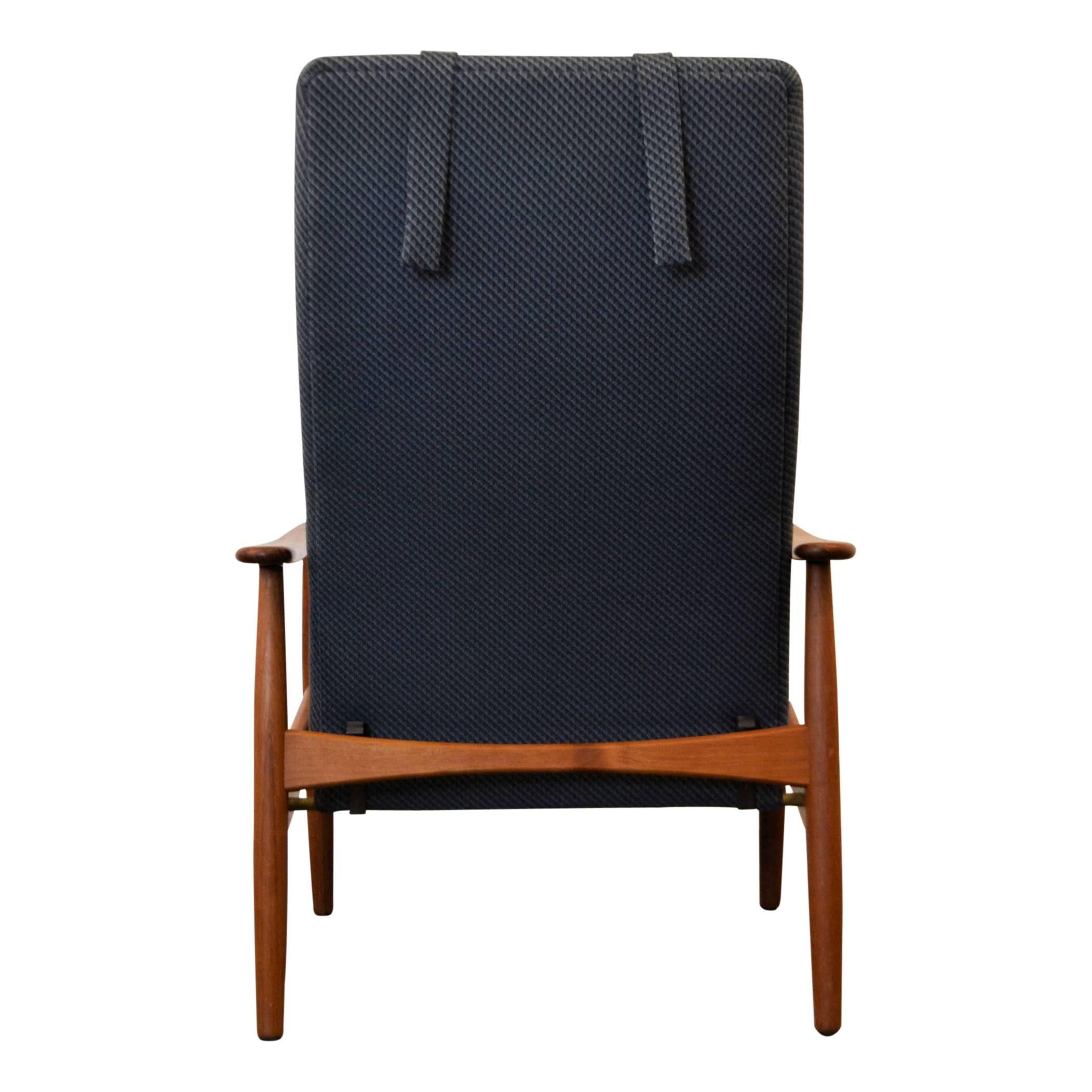 Mid-Century Modern Søren Ladefoged Teak Easy Chair and Ottoman For Sale