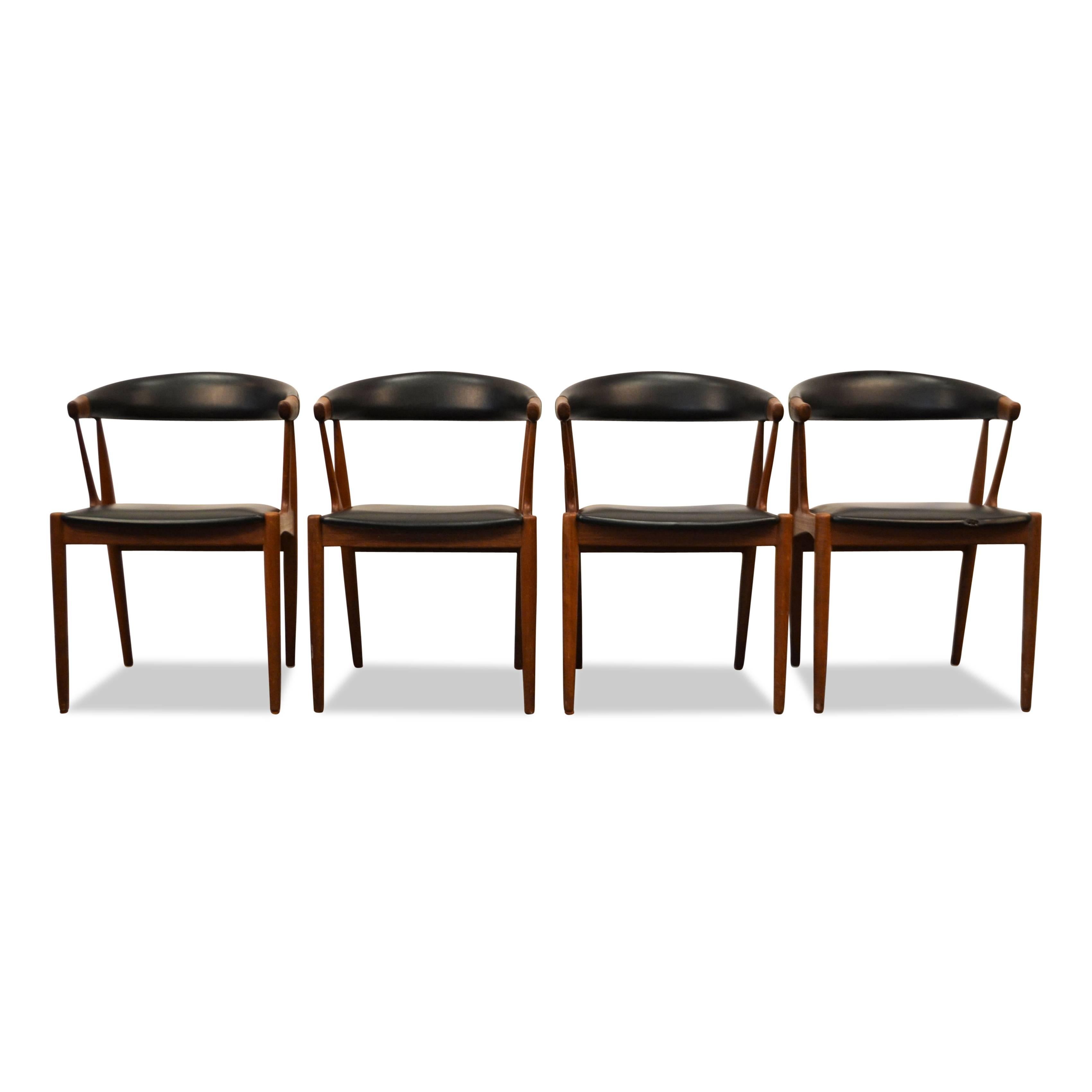 Johannes Andersen Teak Dining Chairs, Set of Four In Good Condition For Sale In Panningen, N-Limburg