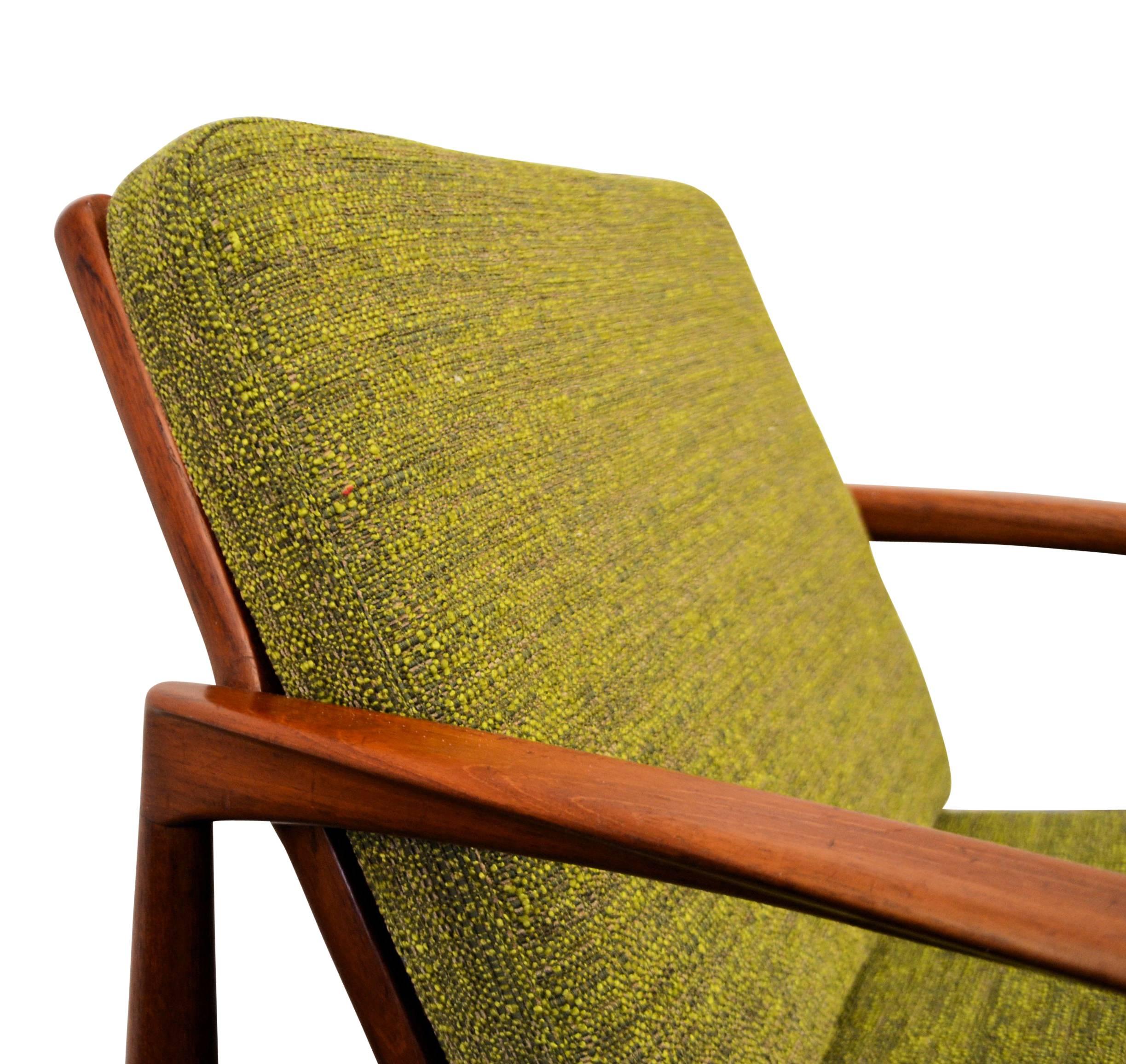 Mid-20th Century Kai Kristiansen Model 121 Teak Lounge Chair For Sale