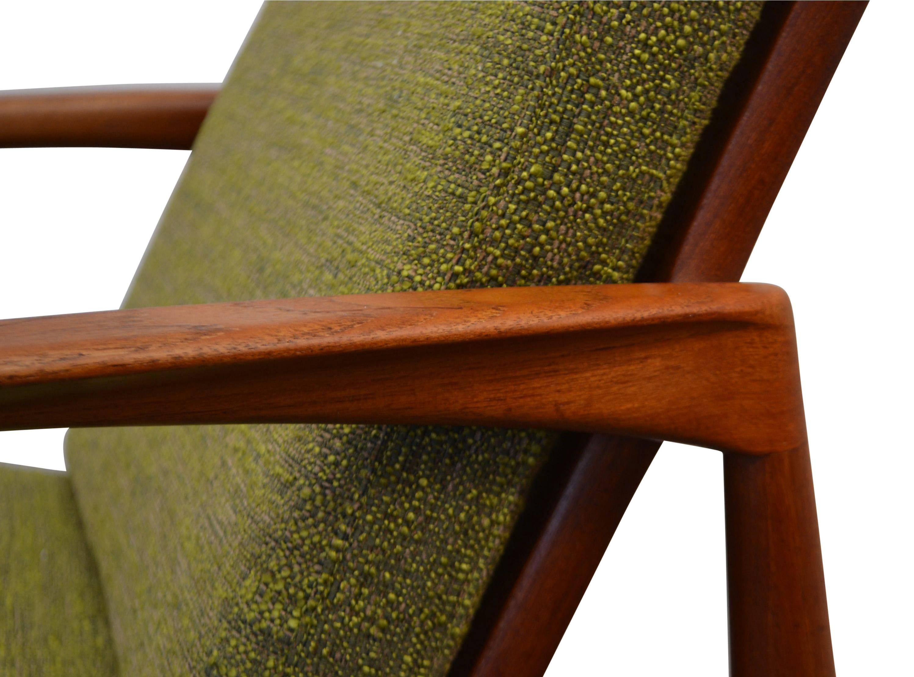 Fabric Kai Kristiansen Model 121 Teak Lounge Chair For Sale