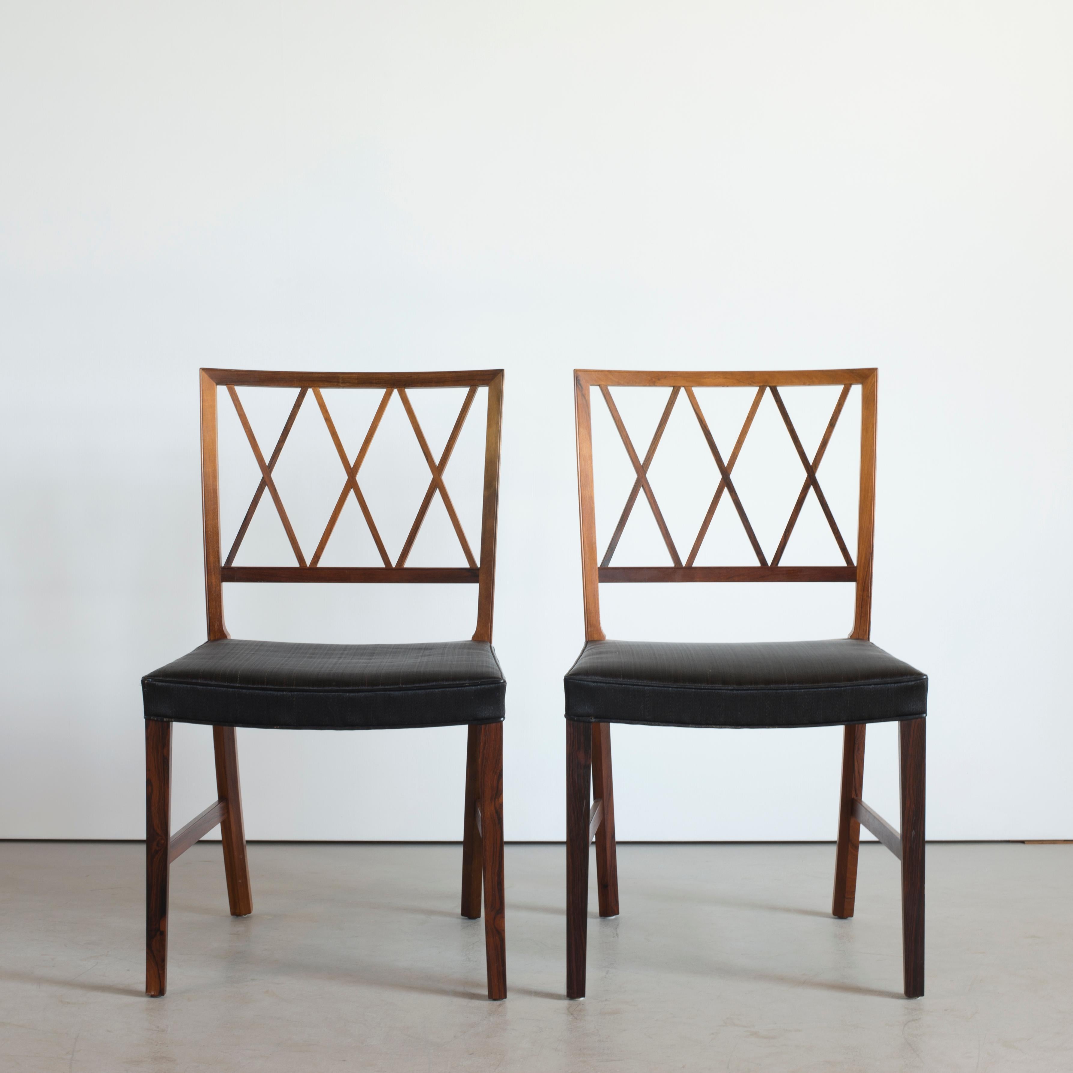 Scandinave moderne Ensemble de six chaises de salle à manger Ole Wanscher pour A.J. Iversen en vente
