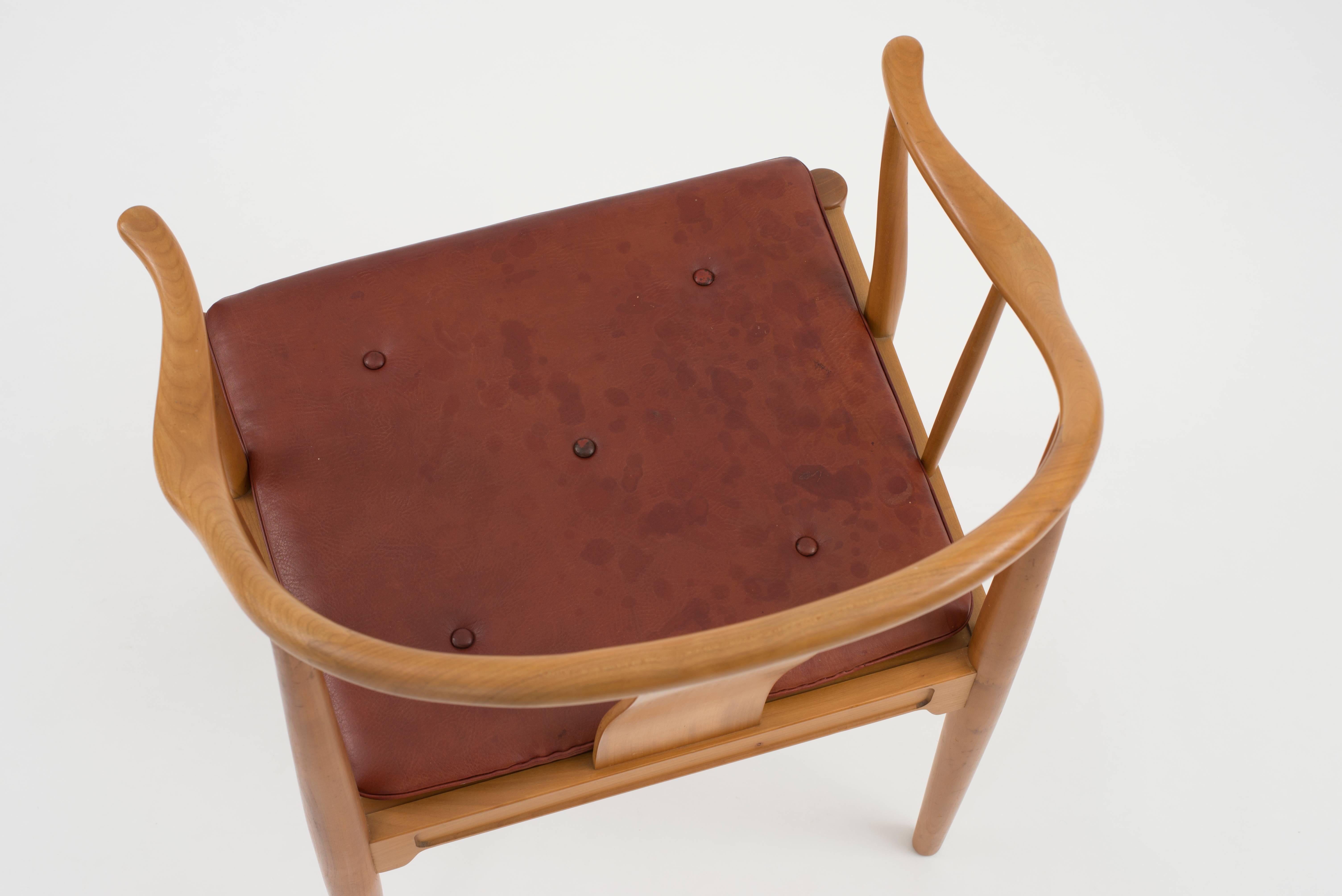 Scandinavian Modern Hans J. Wegner Chinese Chair for Fritz Hansen For Sale