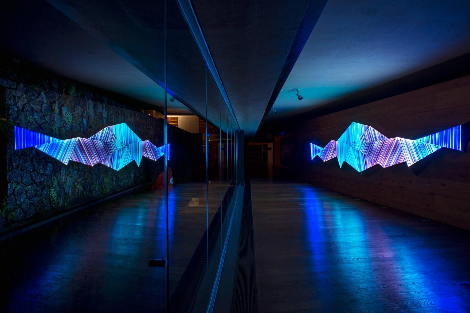 Modern Purple Blue Scheme 3D Faceted Glass Barcode Sculpture Wall Light Installation For Sale