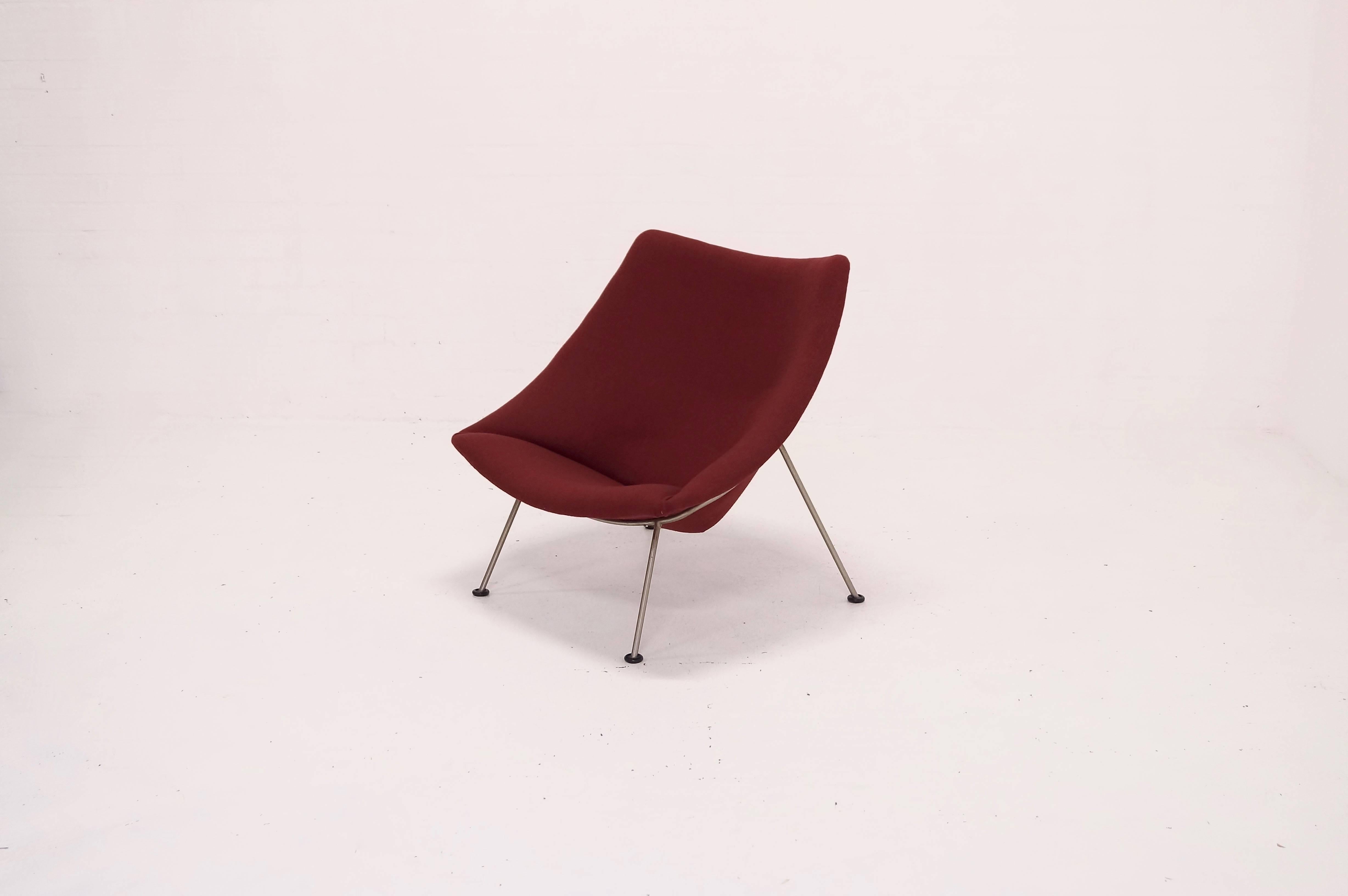 Mid-Century Modern Large First Edition Artifort F157 Oyster Lounge Chair by Pierre Paulin