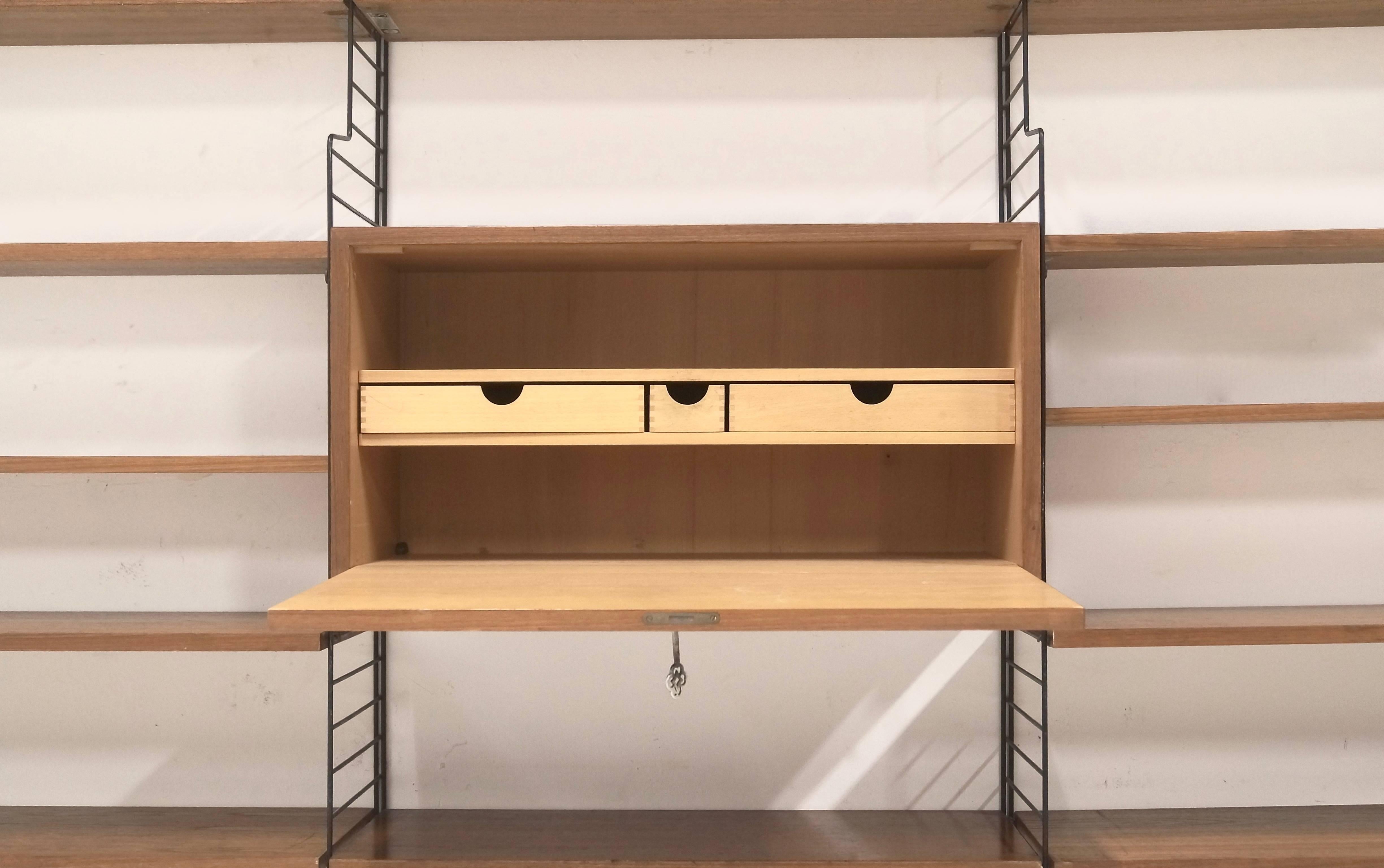 Metal Mid-Century 'Ladder Shelf' by Nils Strinning for AB Sweden String Design, 1950