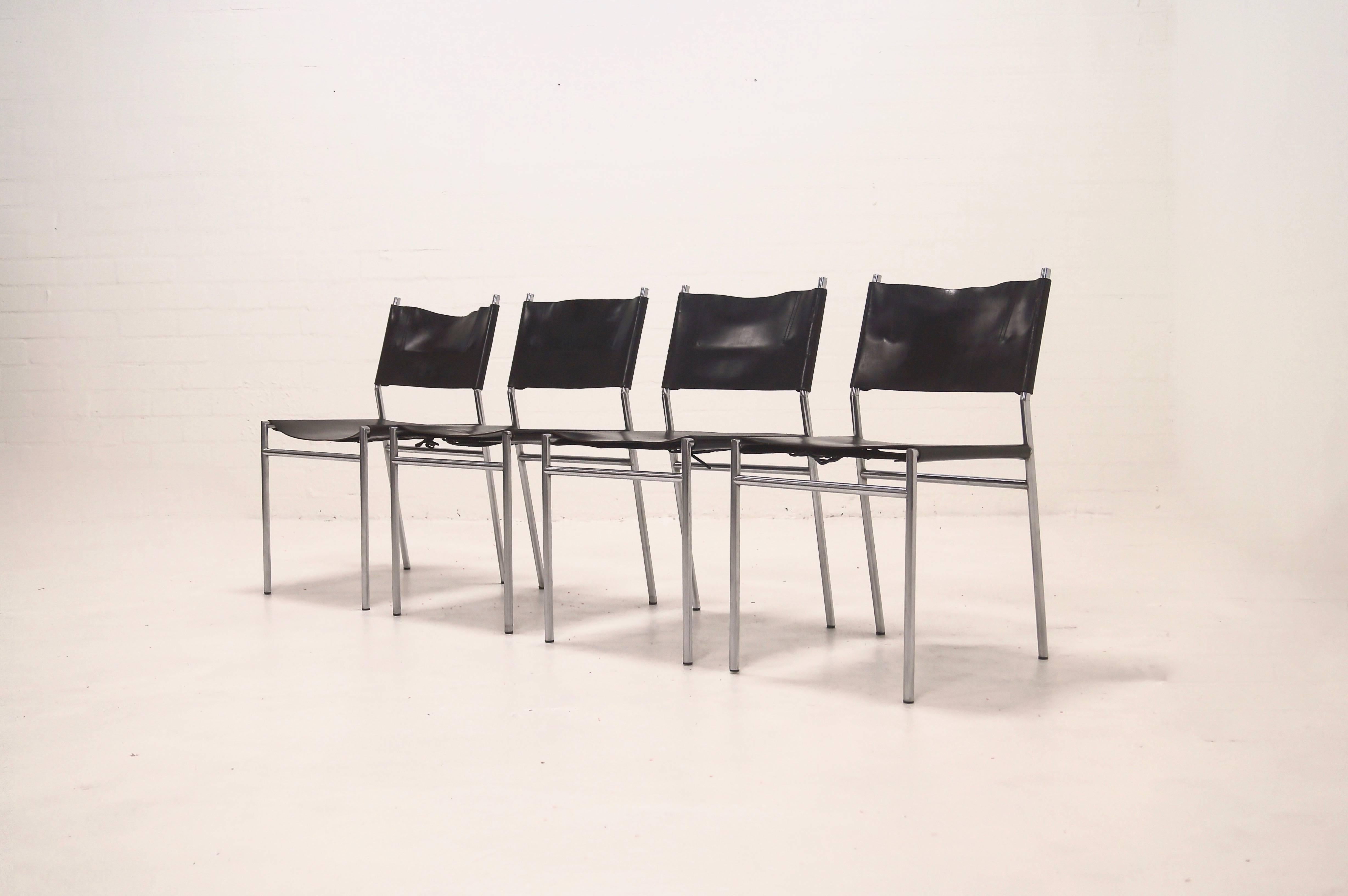 Mid-Century Modern Set of Four Martin Visser Dining Chairs in Black Leather for 'T Spectrum, 1960s For Sale