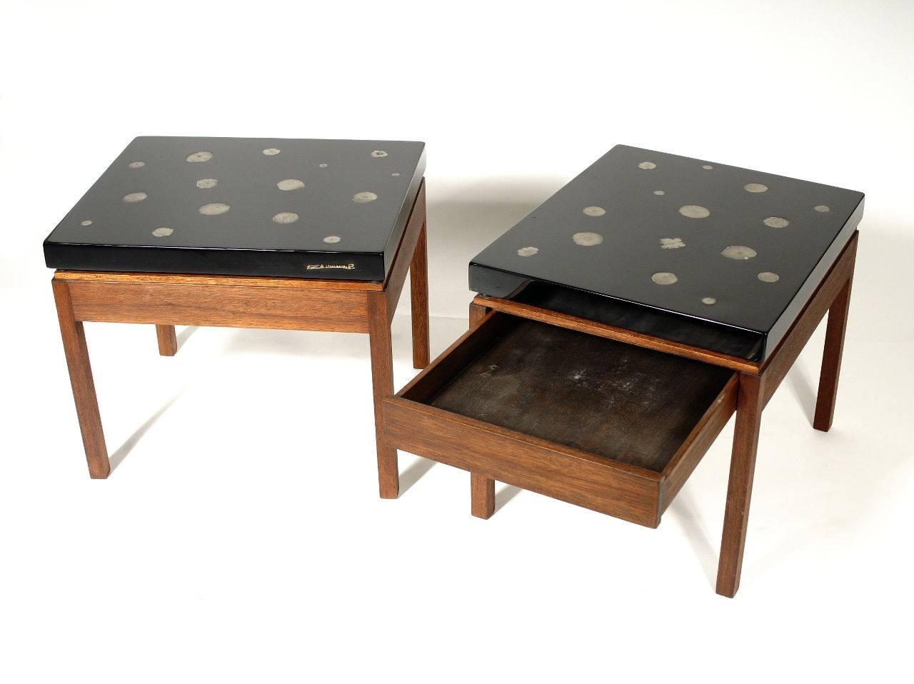 Pair of side tables by Etienne Allemeersch in black resin inlay Marchasite,
with draws circa 1980.